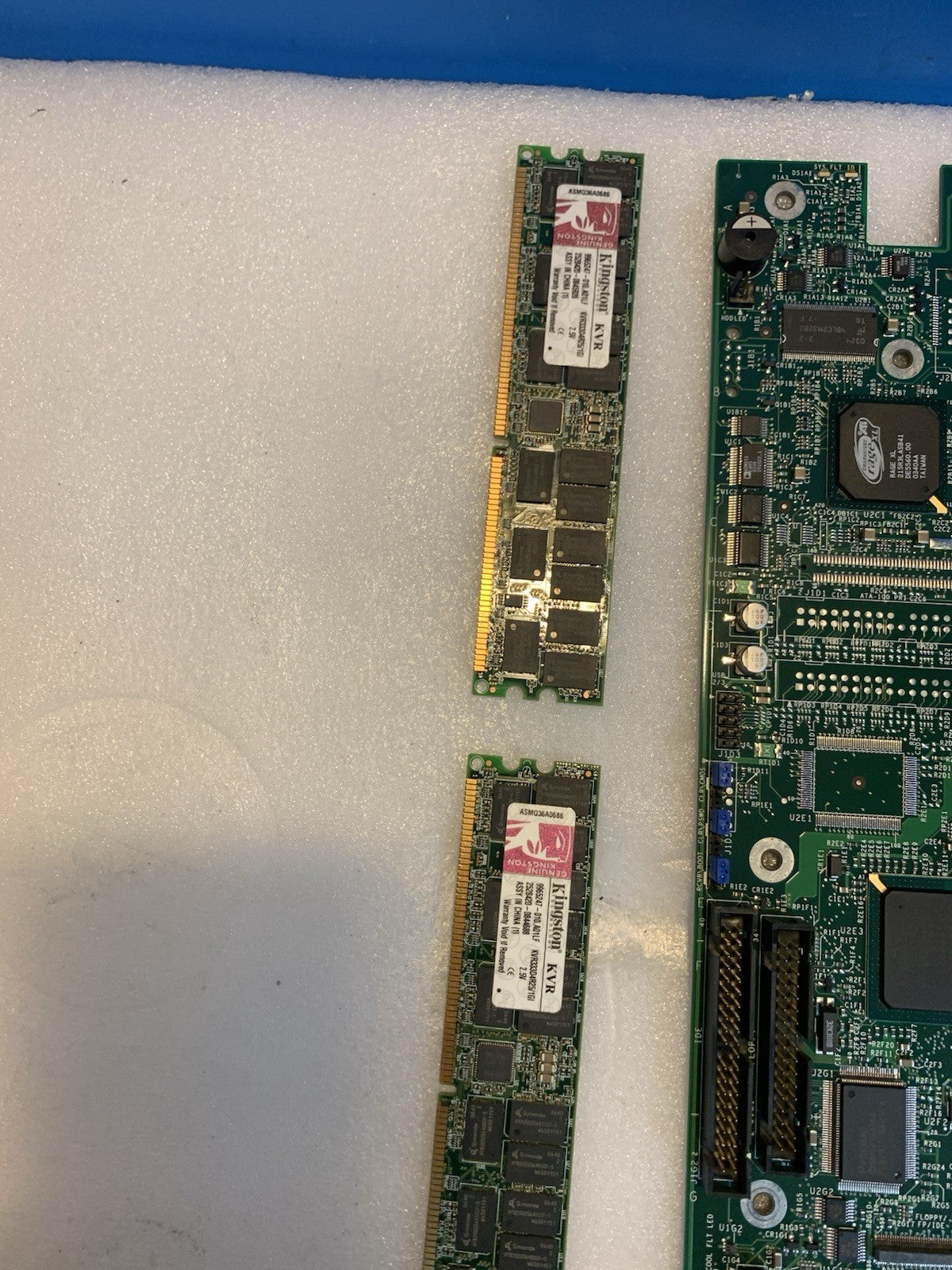 Intel SE7501WV2 SWV533SCSI A99386 Dual Server Xeon 604 Motherboard w/ 2x1GB
