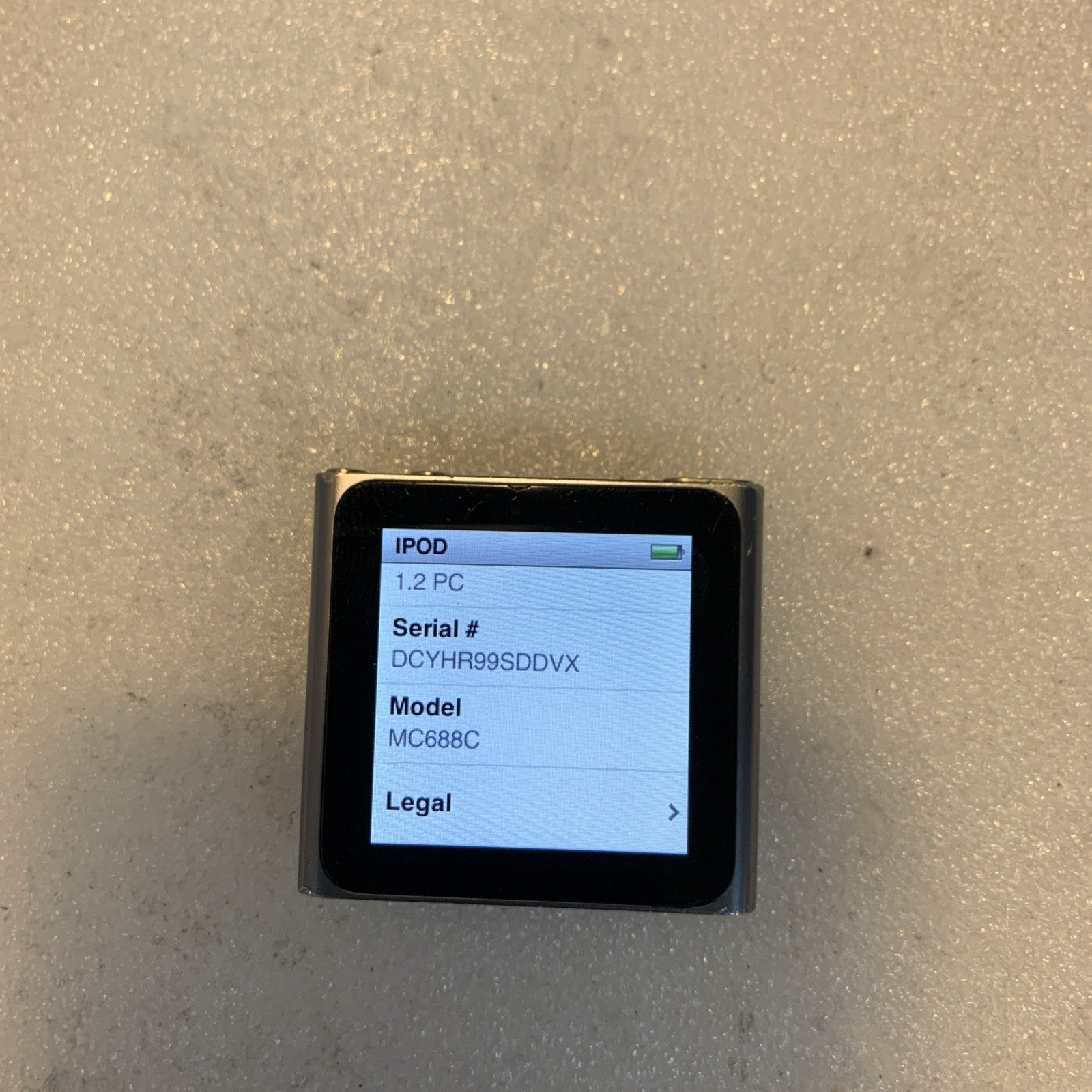 Apple iPod nano A1366 6th Gen/1.54" Multitouch/Clip 8GB