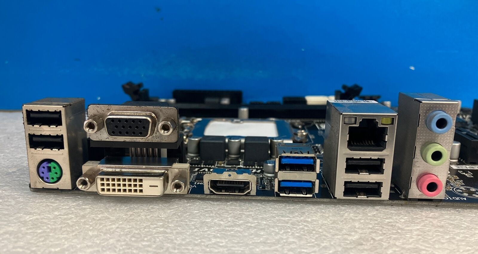 Gigabyte GA-B85M-HD3 Intel B85 Motherboard LGA 1150 DDR3 Micro ATX