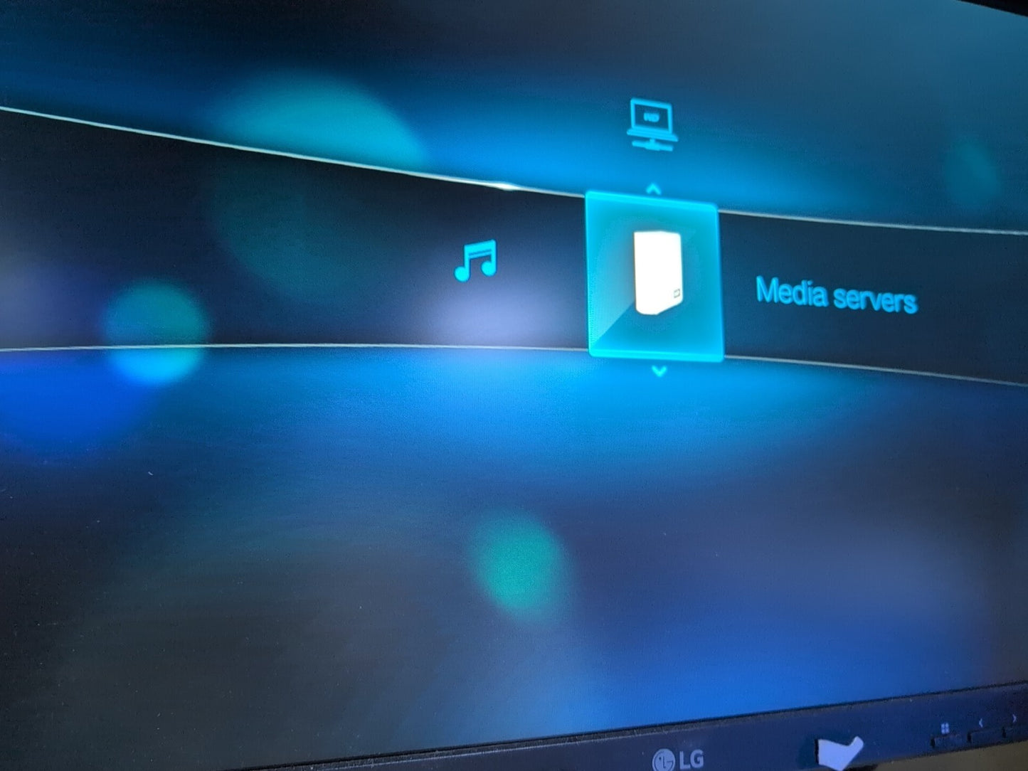 Western Digital WD TV Live B6J HD Media Streaming Player With Remote -