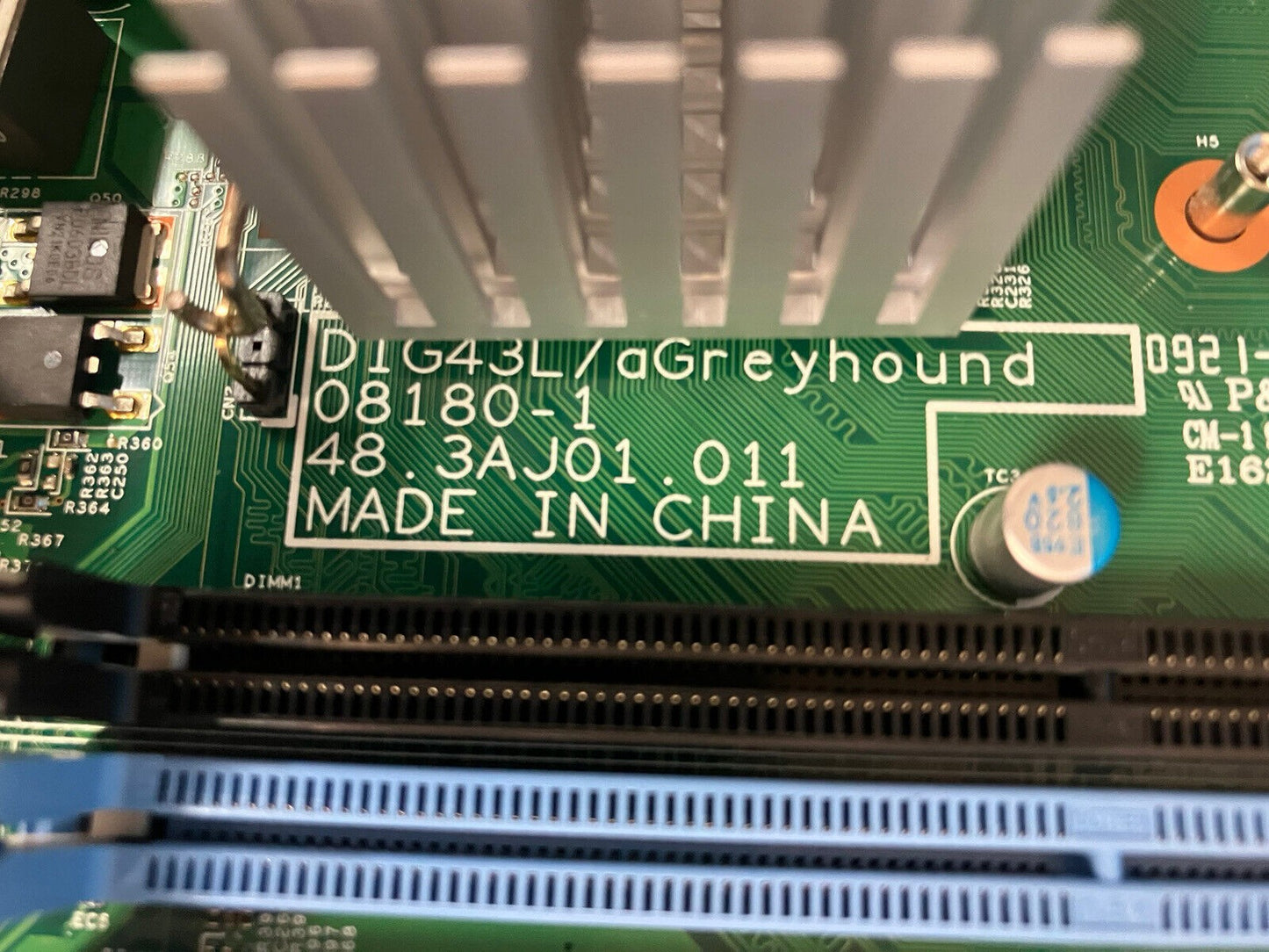 ~Acer DIG43L LGA775 DDR3 mATX Motherboard W/Intel Pentium E5200 & Foam IO Shield