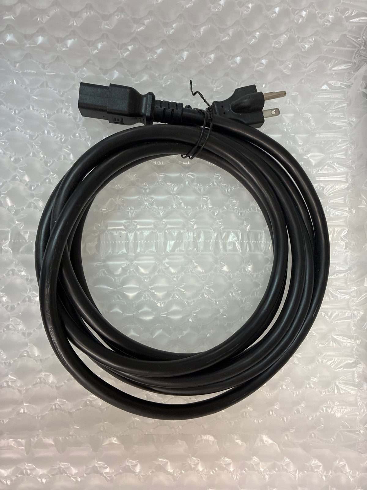 ⚡ Phantom Cables PC-119 IEC C19 to NEMA 5-20P Power Cord 20A 125V SJT 12/3 ⚡