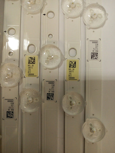 - N8L DK 30975 J5E 053 200000 LED LIGHT