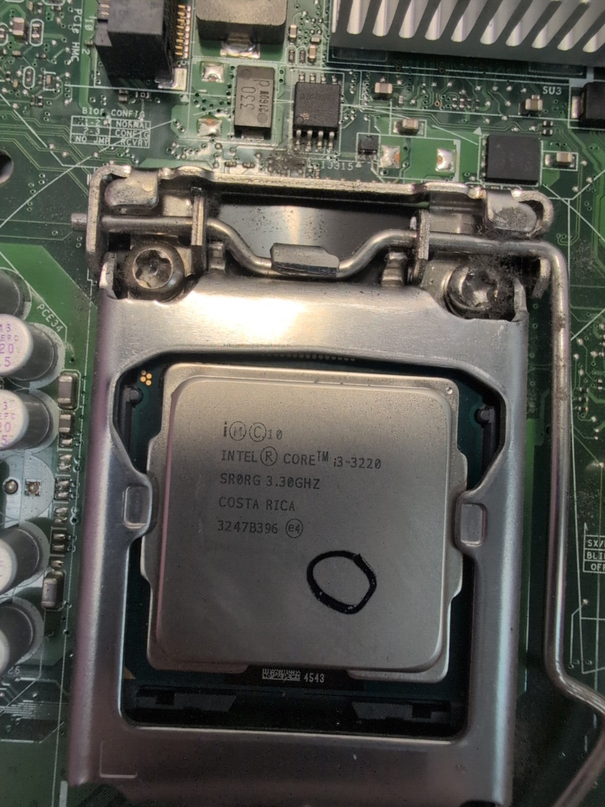 Intel DQ77KB Q77 Motherboard With i3-3220 CPU  LGA 1155 MINI-ITX DDR3 HDMI -