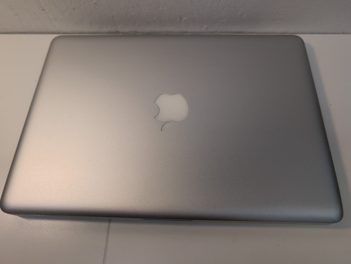 Apple MacBook Pro 13" 2010/C2D 2.66GHz/ 4GB/320GB HDD (NO BATTERY,NO AC, READ) -