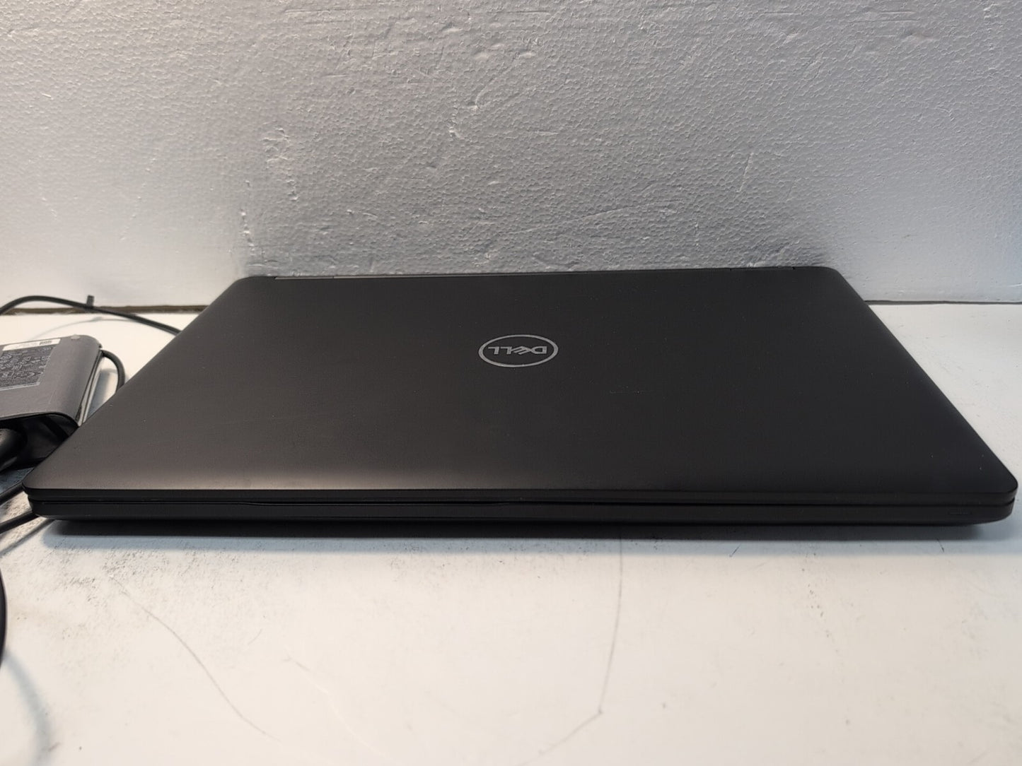 Dell Latitude 5590 15.6" Laptop i5-7300U/8GB/500GB SSD/Win11 (NO BATTERY, READ)-