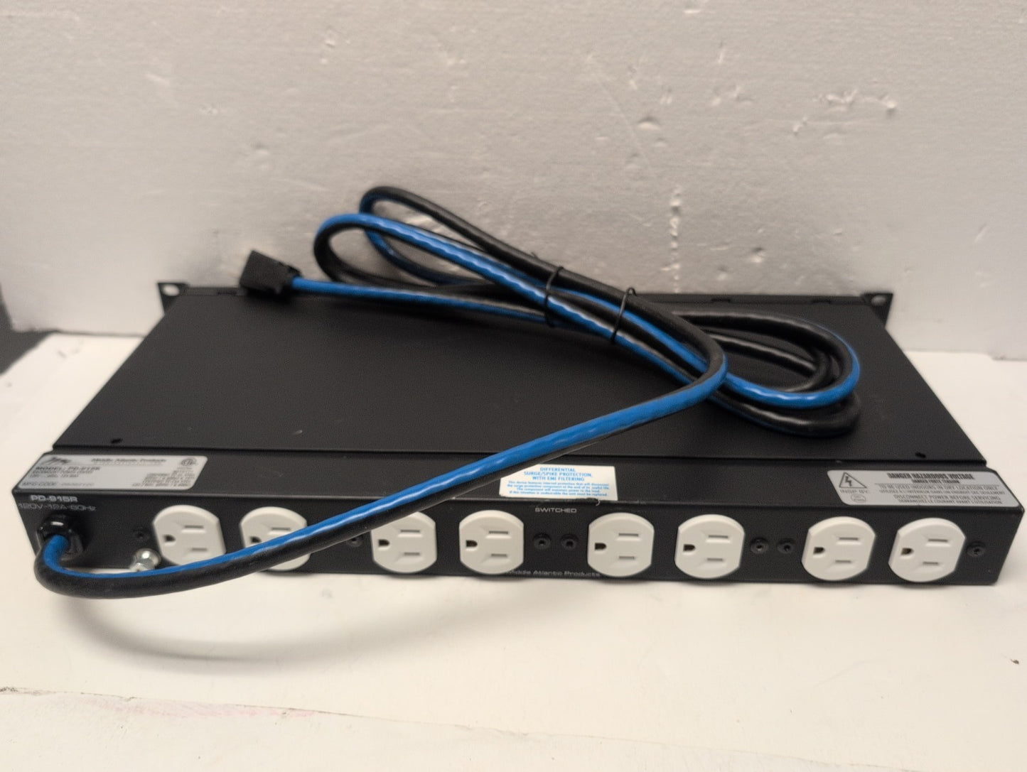 🔥 Middle Atlantic Products PD-915R Rackmount Power Center 120V-12AMP -