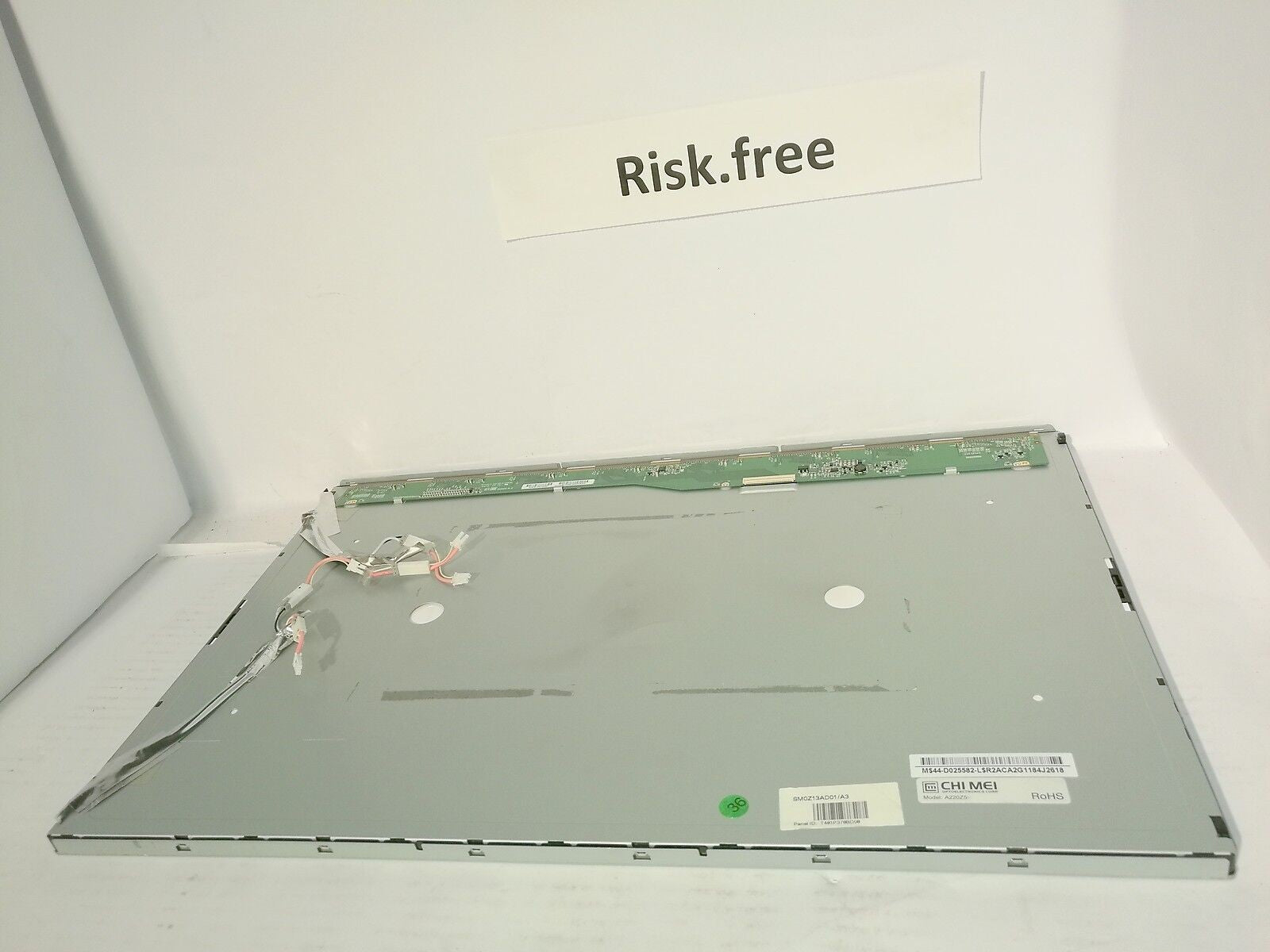 + CHI MEI 22"  A220Z5  LCD PANEL