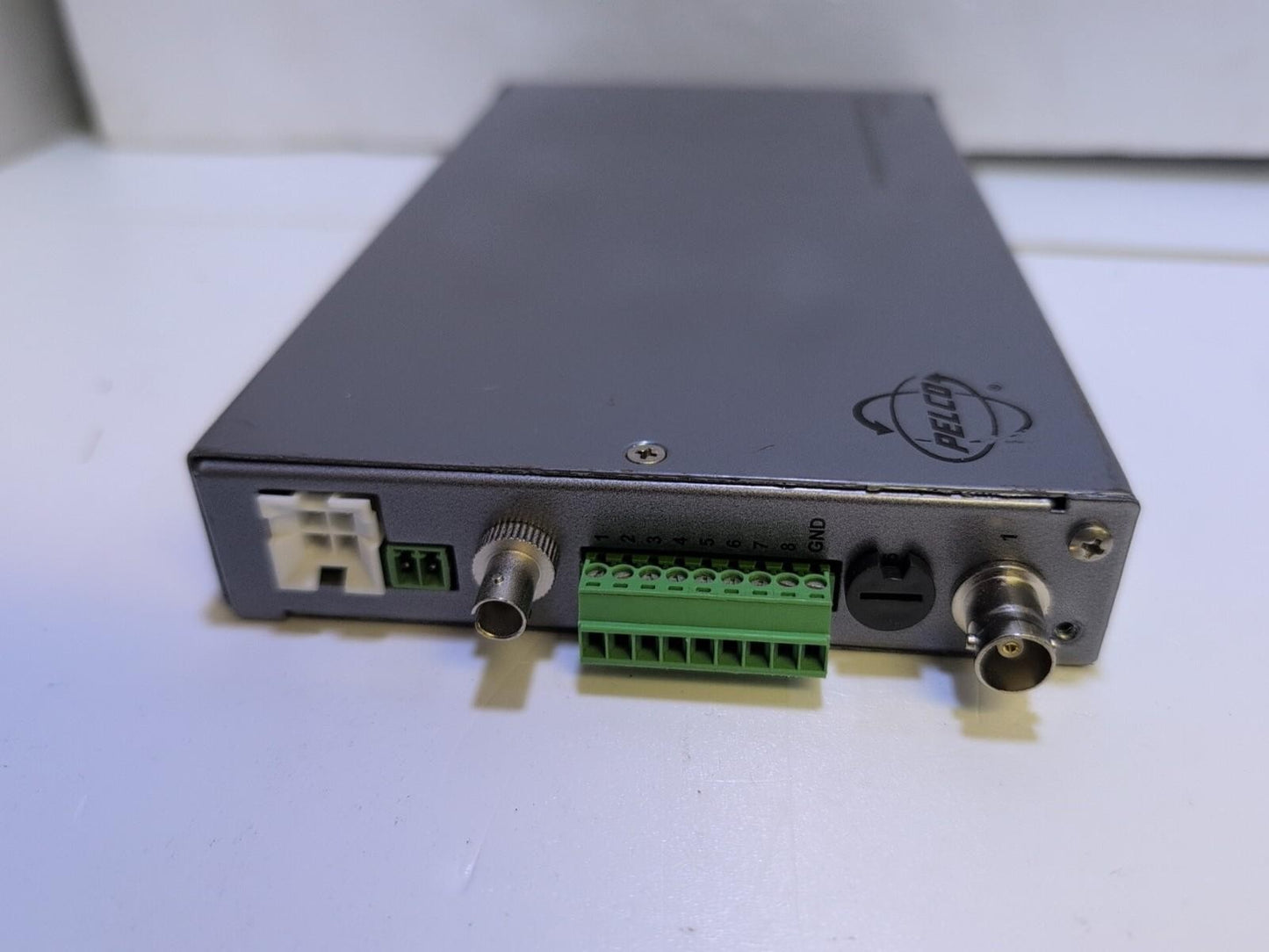 Pelco FT85011AMSTR 1-Ch Video Data BI-Directional Fiber Transmitter(No Adapter)-