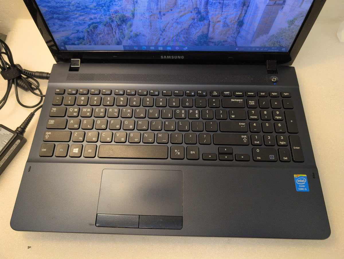 🎸 Samsung NT270E5R 270E 15.6in Laptop i5-4200U 8GB 120GB SSD Win10 READ