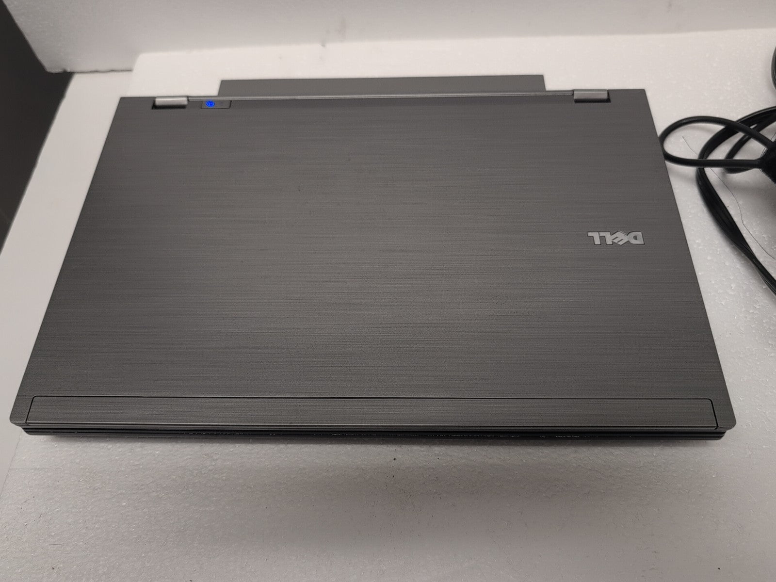 🔥(NICE) DELL LATITUDE E4310 13" LAPTOP i5-M520 CPU /4GB RAM/320GB HDD/WIN XP -