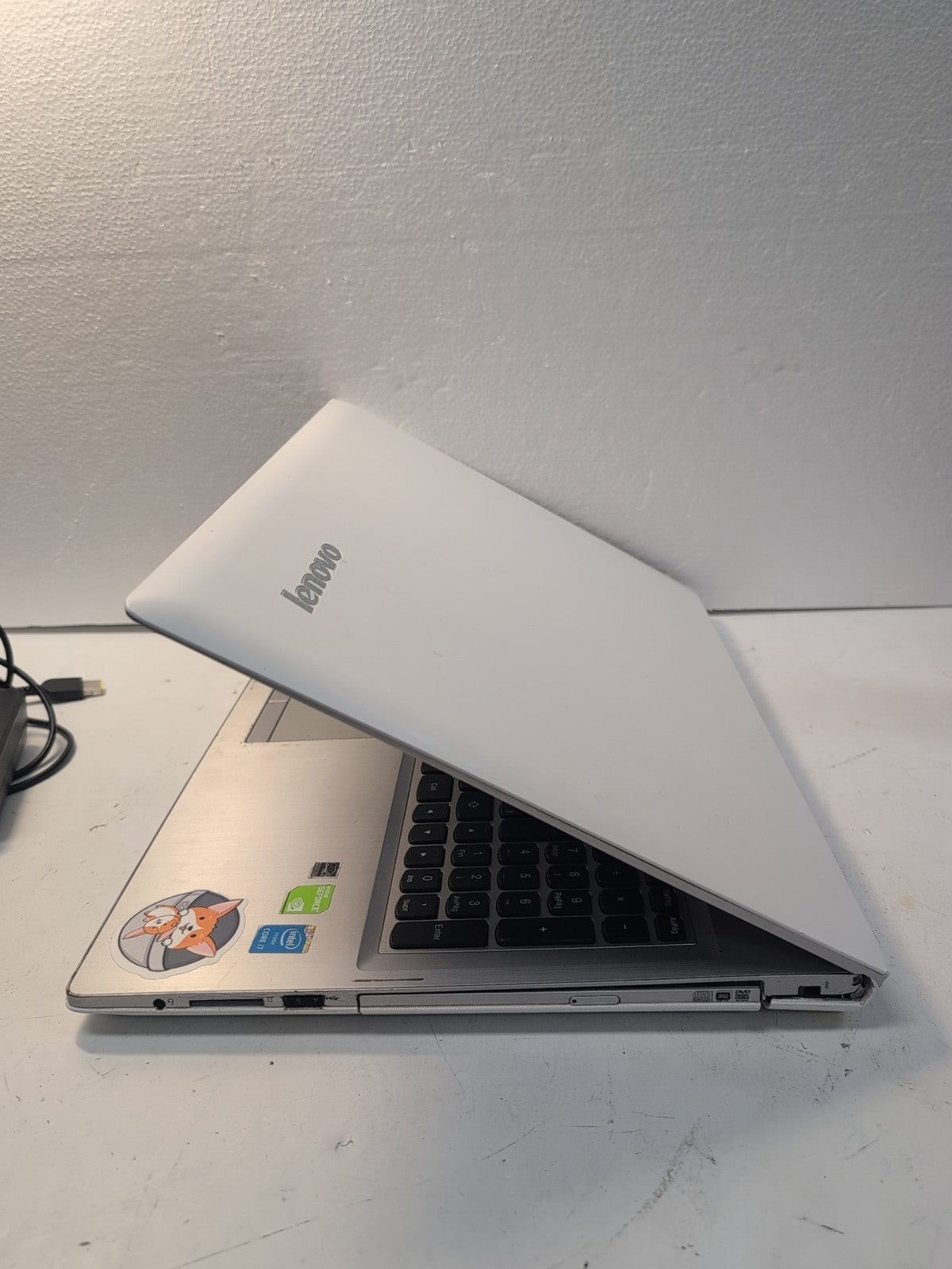 🔥 (AS IS, HINGE ISSUE) Lenovo Z50-70 15.6" LAPTOP  i7-4510U /4GB RAM/NO SSD -