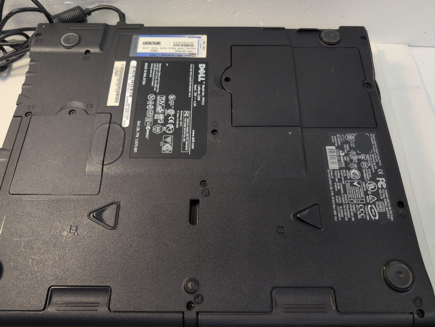 🔥NICE Dell Latitude C840 15" Laptop Pentium4 2.0GHz /1GB RAM /30GB HDD/WinXP  -