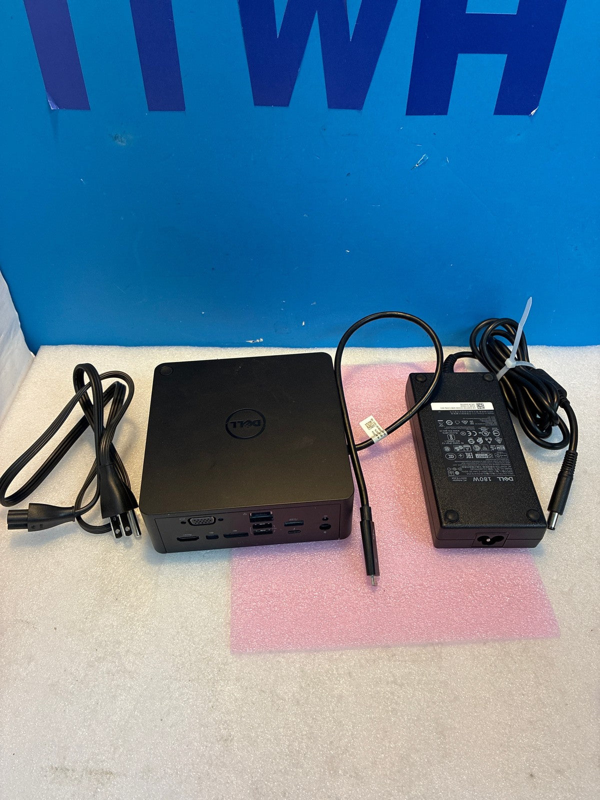 🔥 Dell Thunderbolt Docking Station with 180W Power Adapter, Black