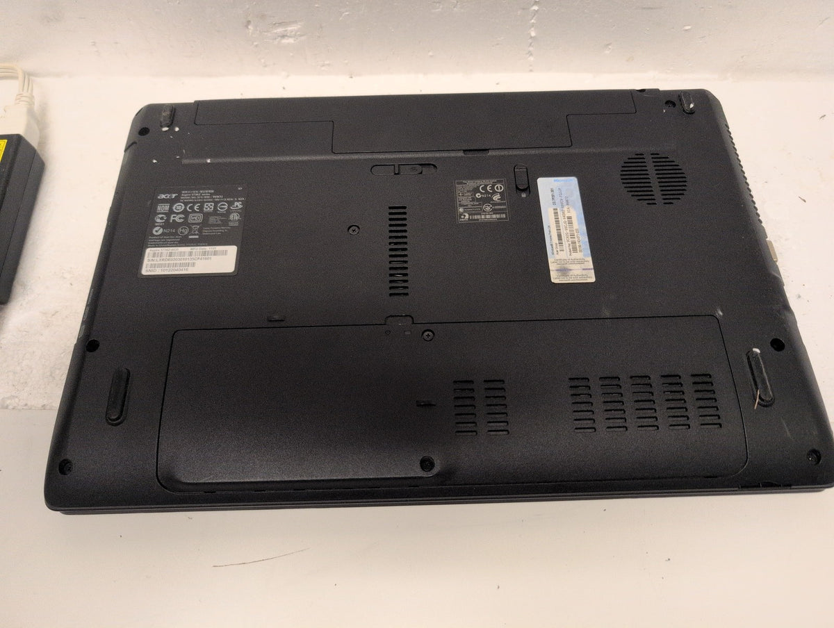 🎸 Acer Aspire 5736Z-4435 15.6" Laptop Pentium T4500 3GB 320GB HDD Windows XP