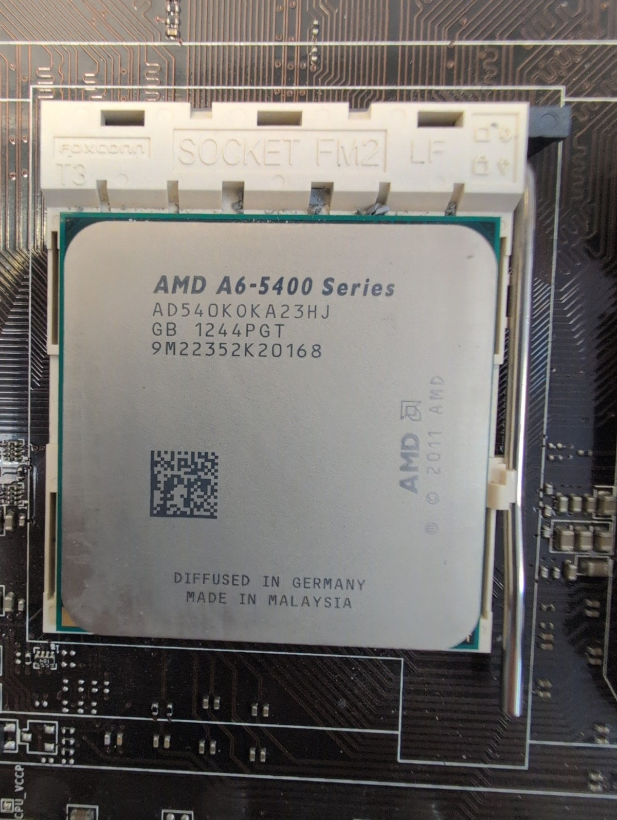 🎸 MSI FM2-A55M-E33 Micro-ATX Motherboard Socket FM2 + AMD A6-5400 CPU Combo
