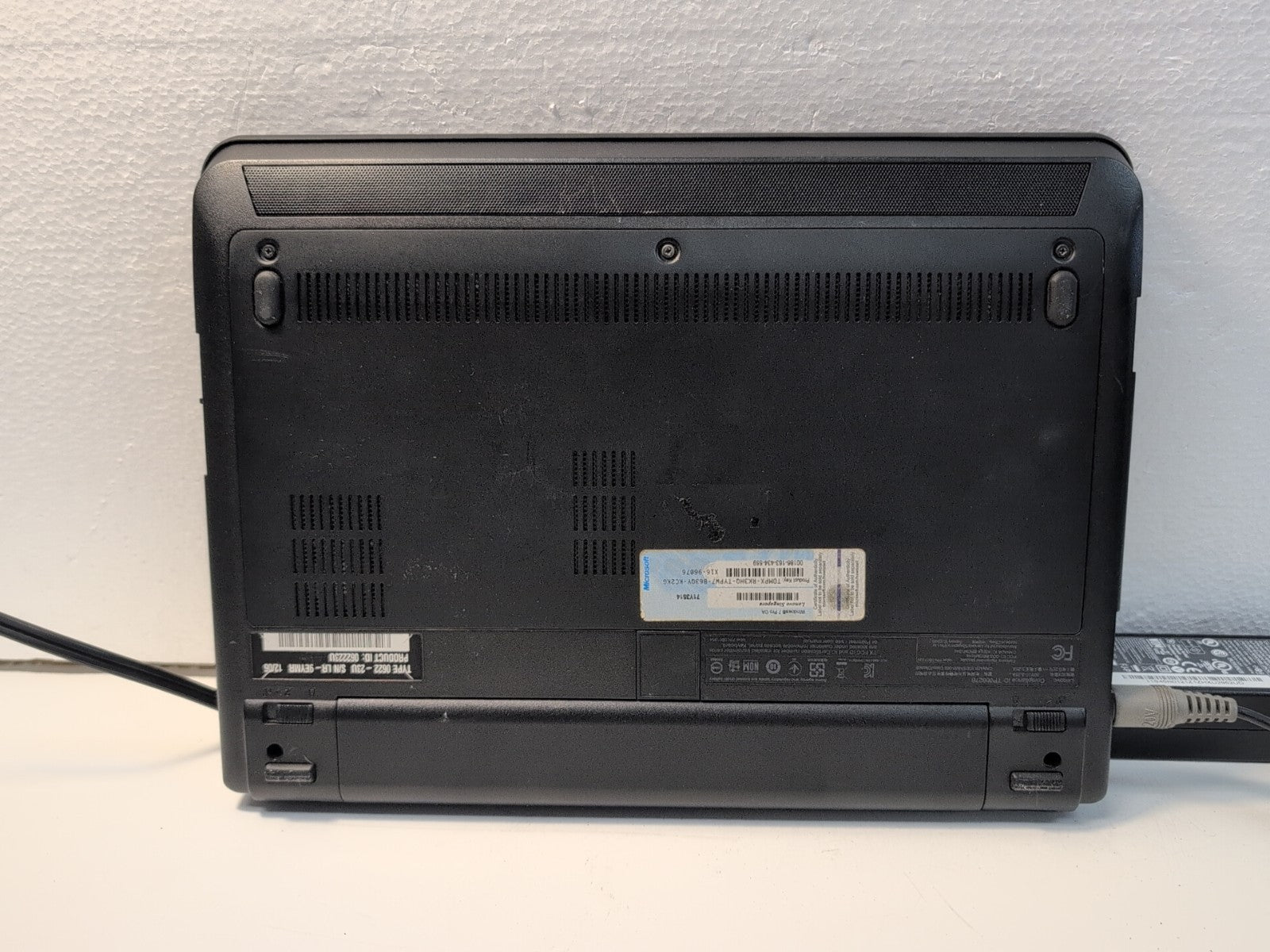 (NICE) Lenovo ThinkPad X130E 11.6" Laptop AMD E-450/4GB RAM/128GB SSD/WinXP -