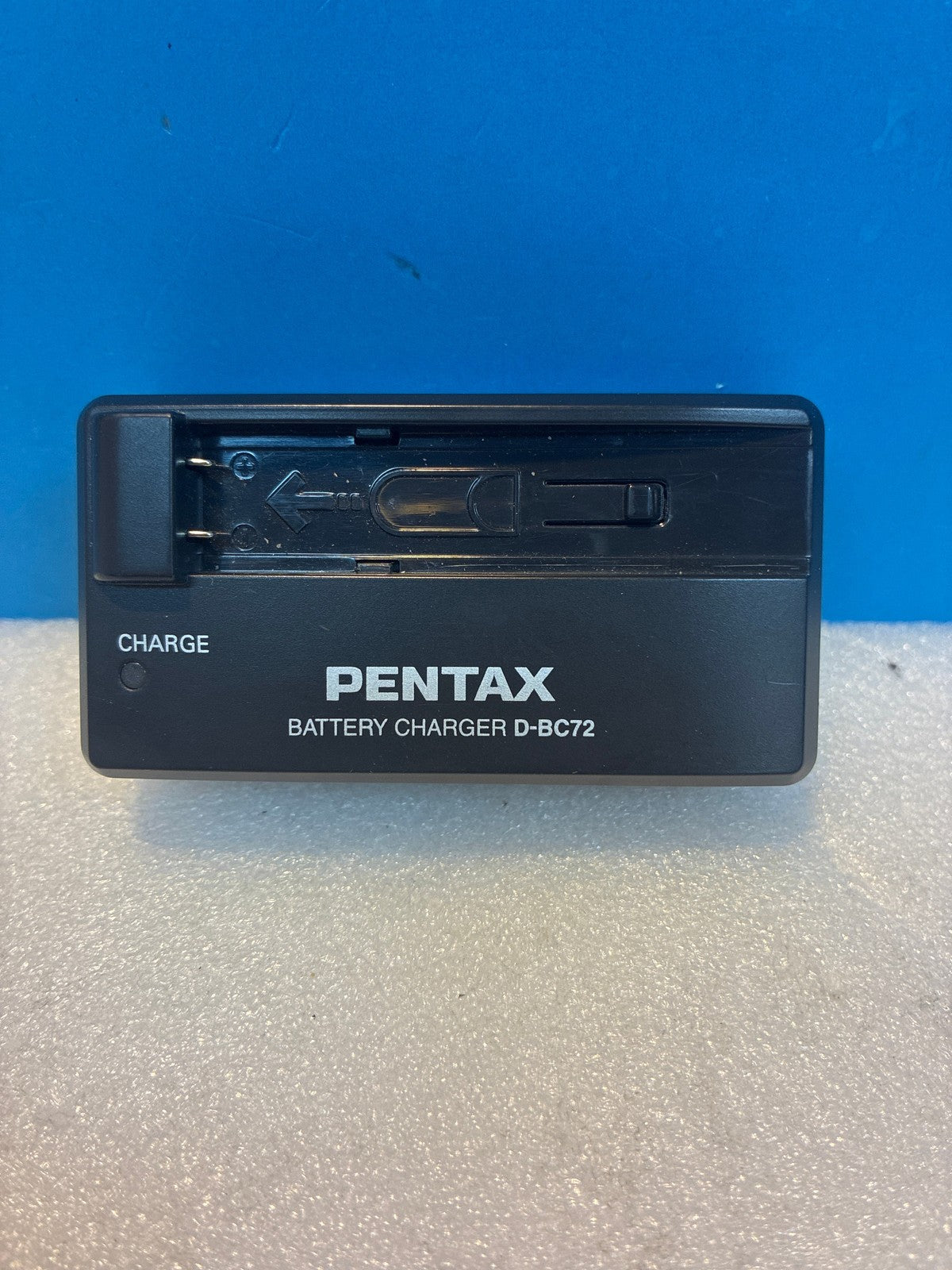 🔥 Pentax D-BC72 Battery Charger for D-LI72 Li-Ion Battery Black