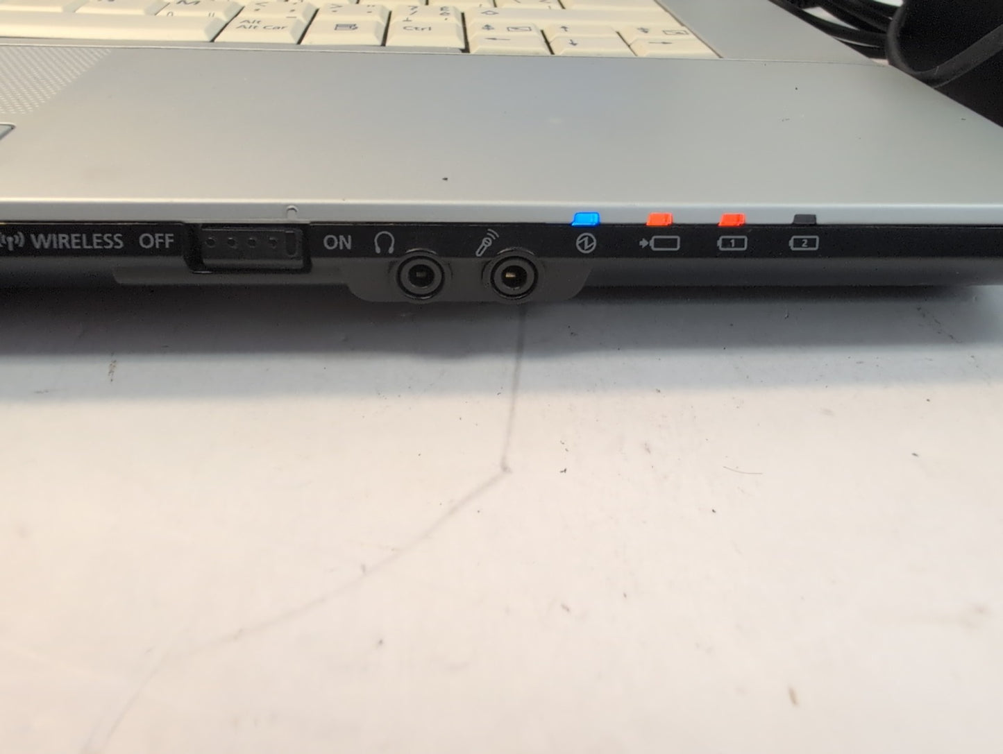 🔥 Fujitsu Lifebook E571 15.6" LAPTOP  i5-2520M /4GB /250GB HDD /Win XP (READ) -