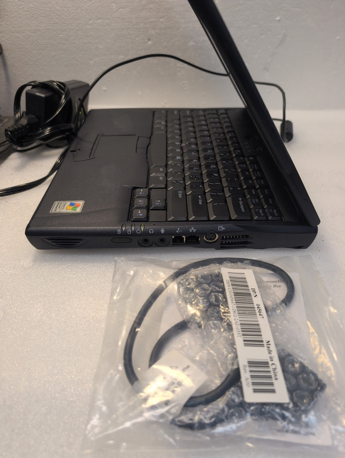 🎸 Dell Latitude C640 Laptop Pentium 4-M 2.2GHz 1GB RAM 40GB HDD (NO OS, READ)
