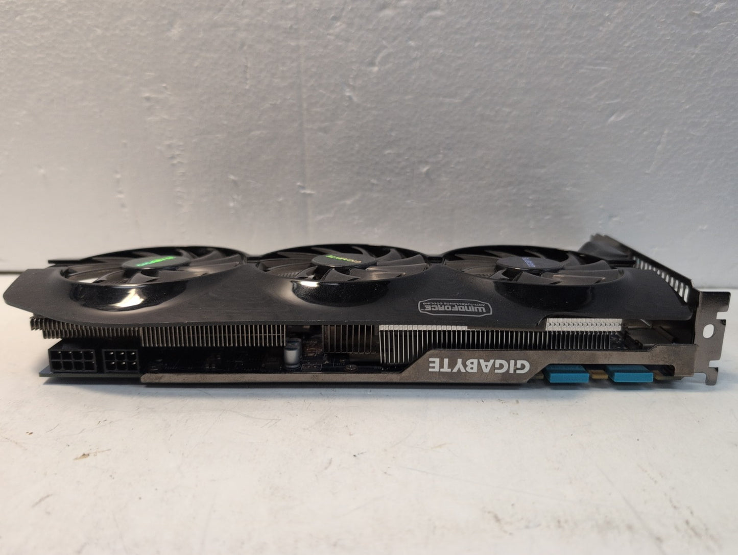 🔥 GIGABYTE GTX 670 GV-N670OC-2GD WindForce 3X OC 2GB GDDR5  Graphics Card -