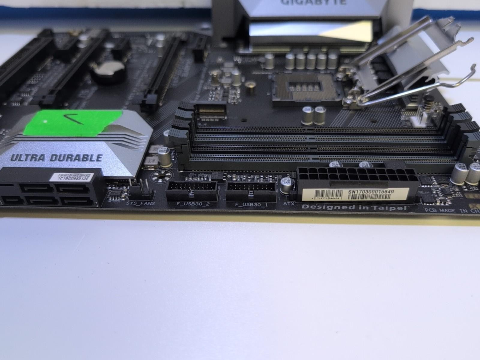 Gigabyte GA-Z270X-UD3 DDR4 USB3.1 Z270 LGA 1151 ATX Motherboard  -