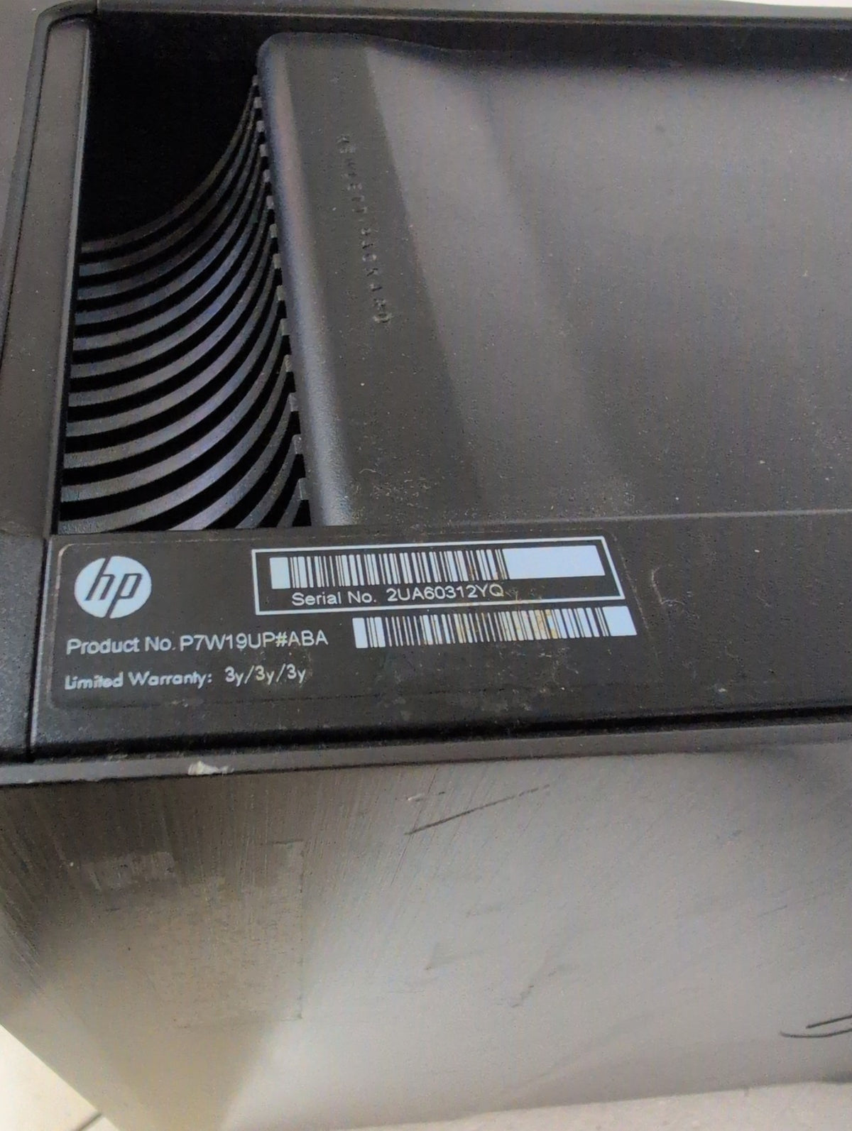 HP Z640 Workstation DESKTOP  Xeon E5-2630 V3 2.4GHz /16GB ECC RAM/ No HDD -