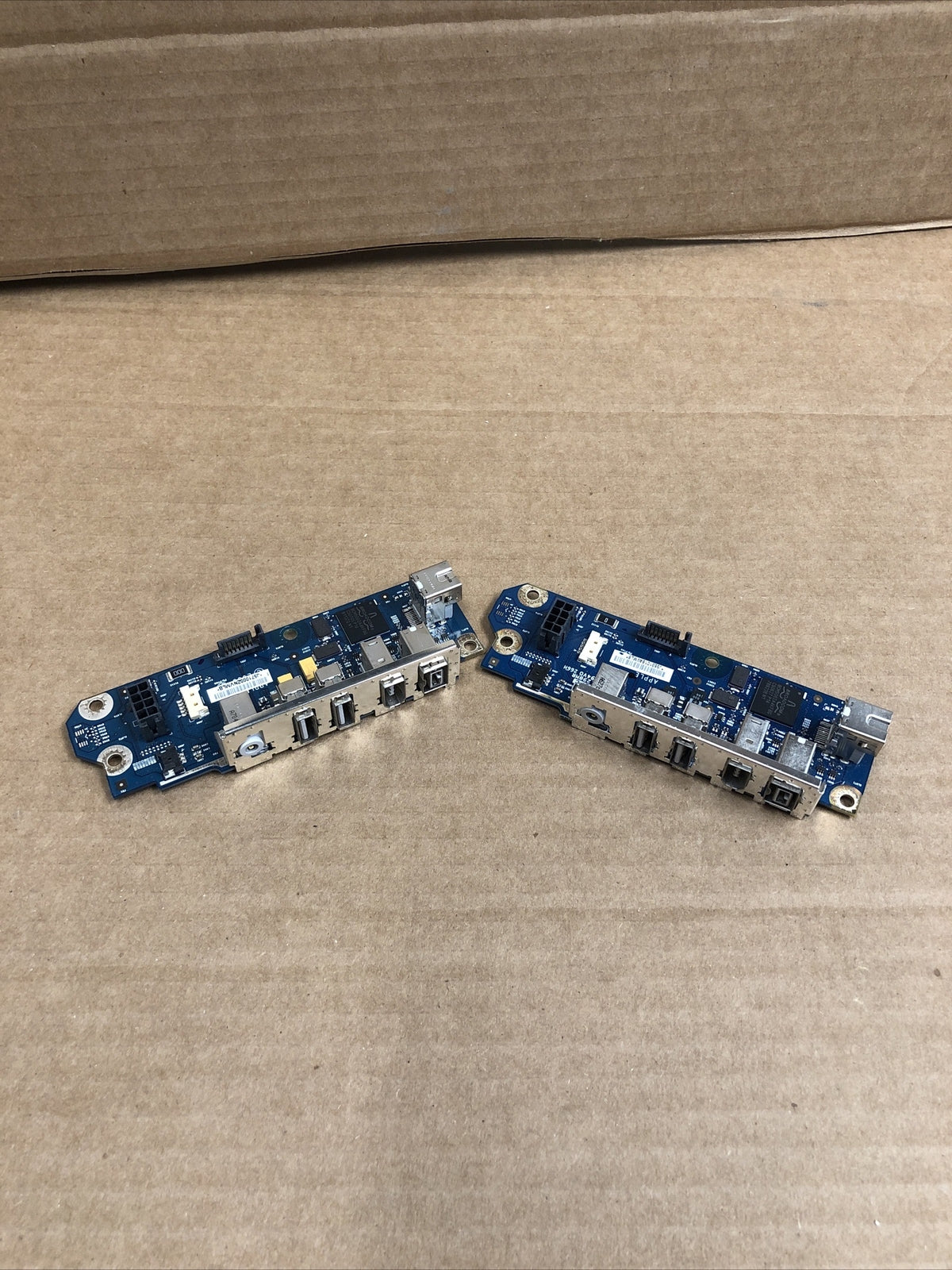 +2x Apple Mac Pro Front Board I/O Assembly 820-2022-A