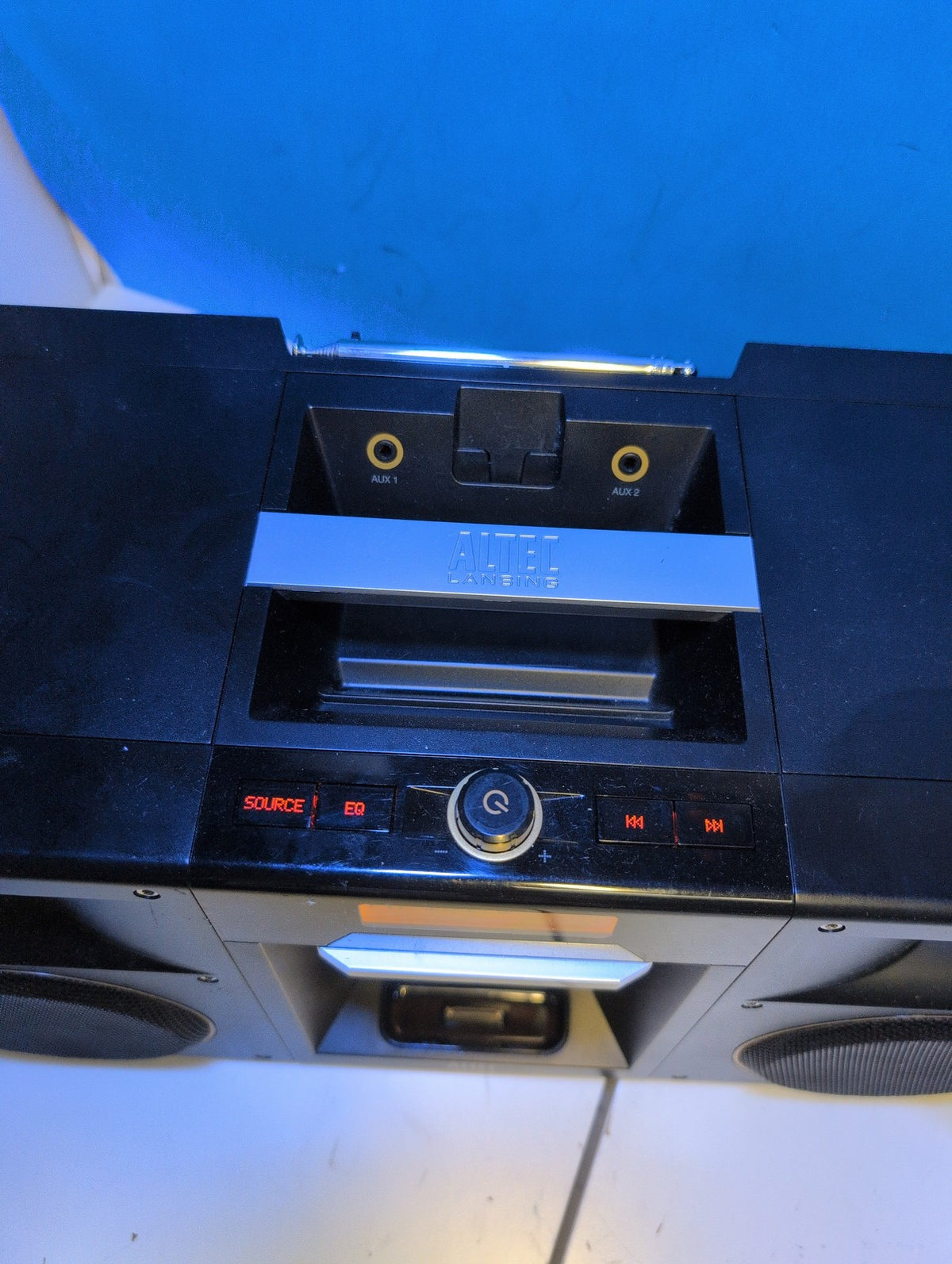 🎸 Altec Lansing inMotion iMT800 Boombox Speaker Dock for iPod/iPhone FM Radio