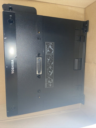 New ~ Toshiba Express Port Replicator II PA3680C-1PRP docking station