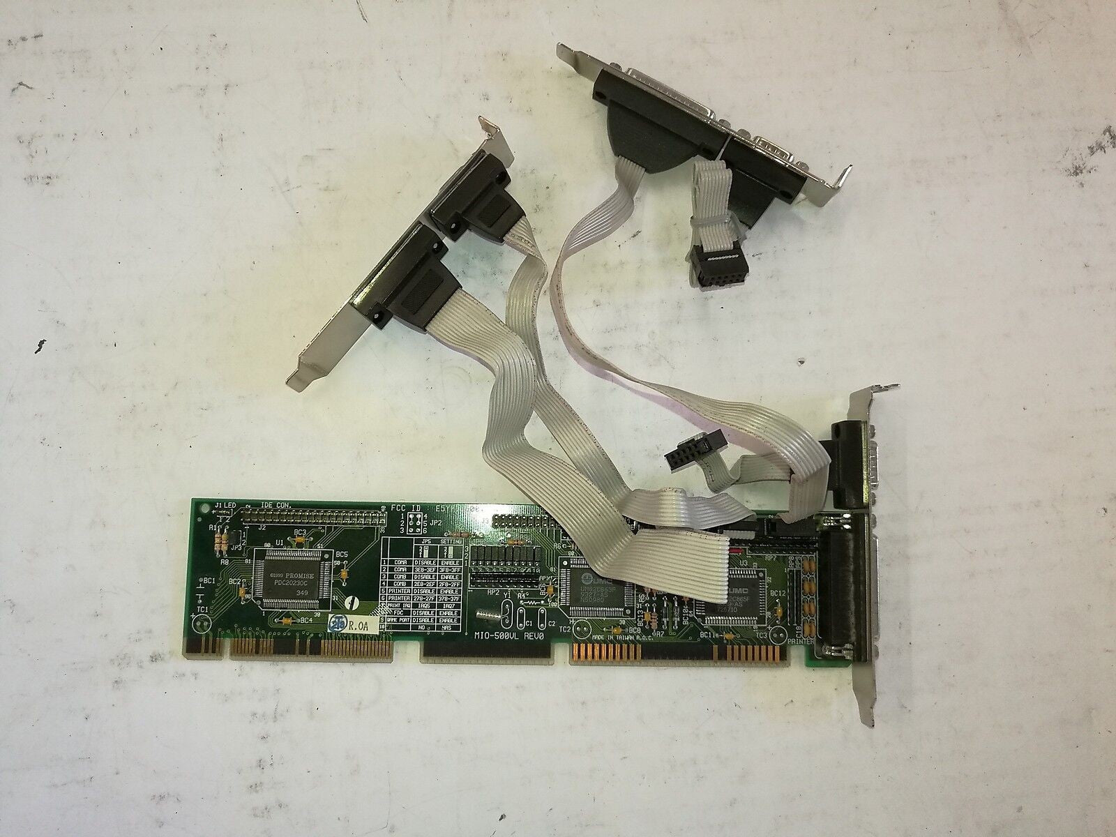 +  E5YMI0500VL MIO- 500VL VESA Local Bus Multi I/O Card