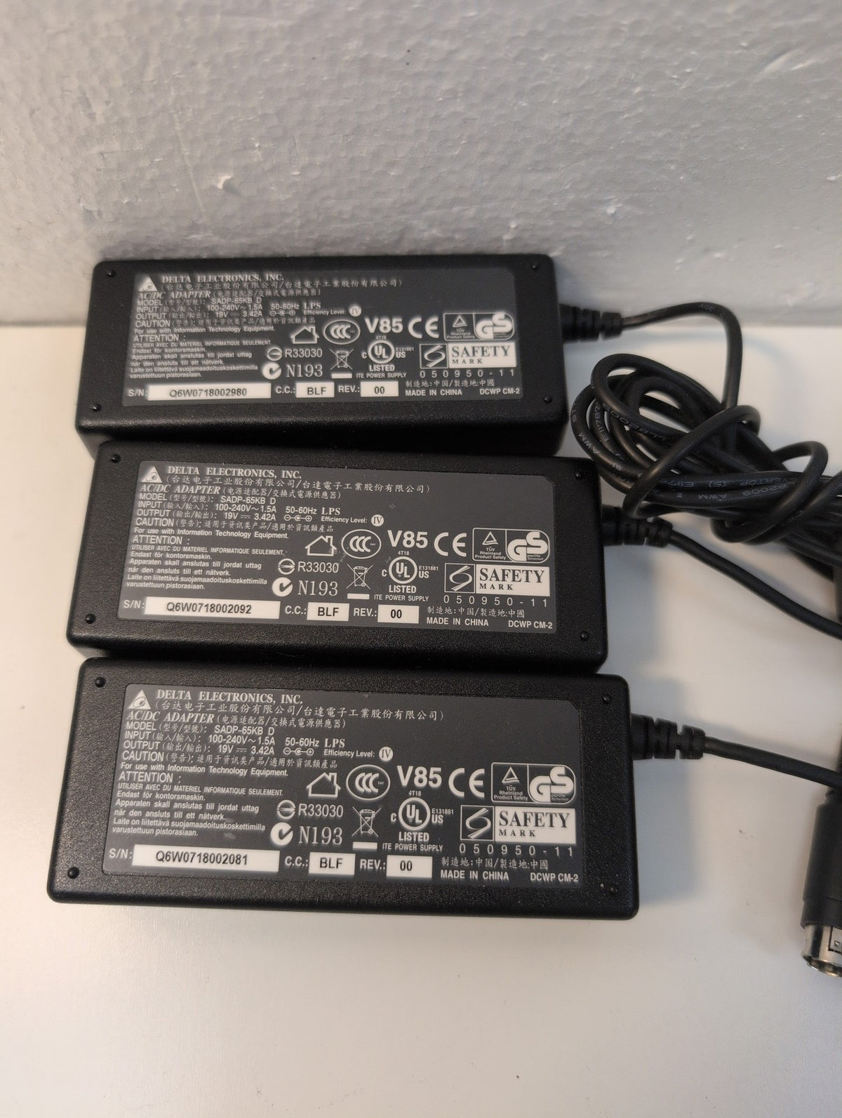 Delta Electronics SADP-65KB D 19V 3.42A 65W AC Adapter Lot of 3 -