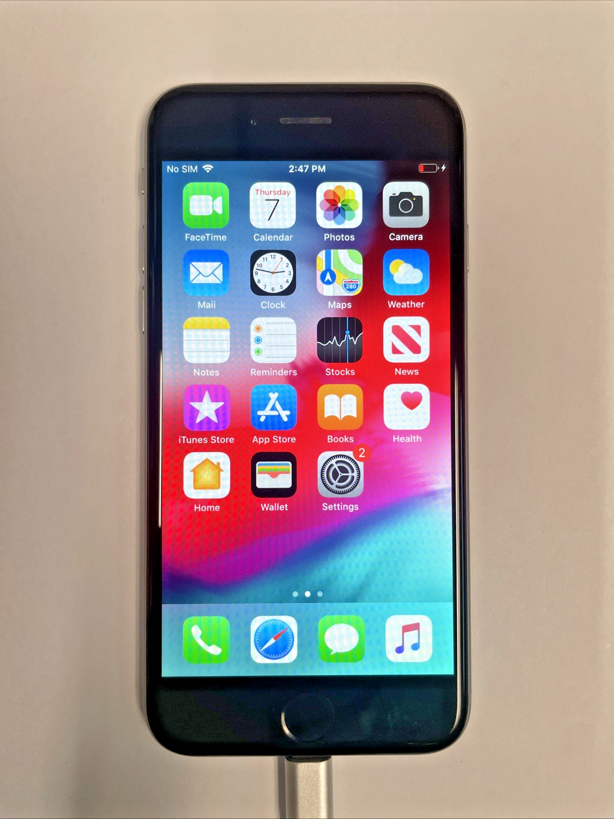 Nice Apple iPhone 6 - 16GB - Silver (Unlocked)  A1549  +