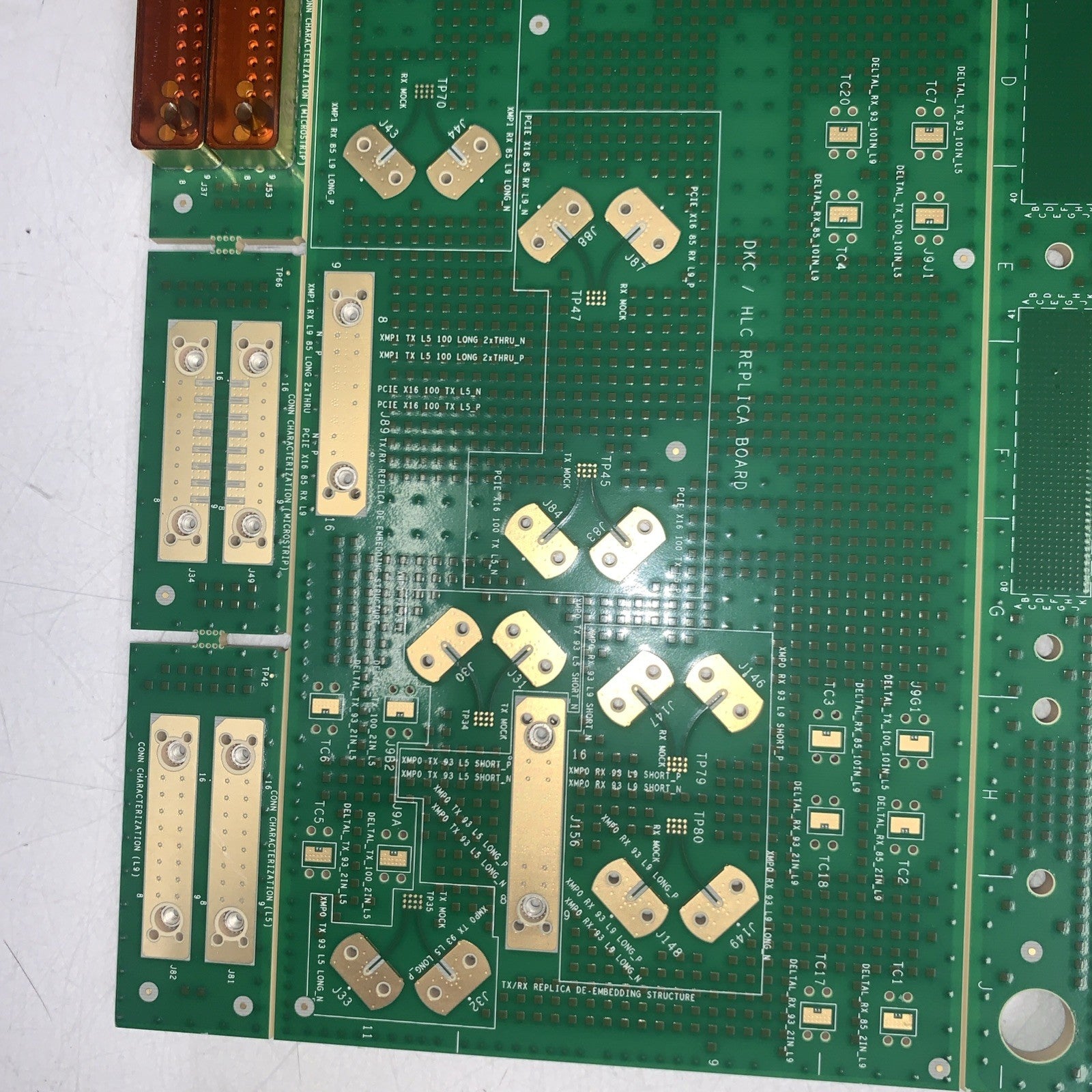 Intel    HLO-CN37204-120 / DKC / HLC REPLTCA BOARD （unused）