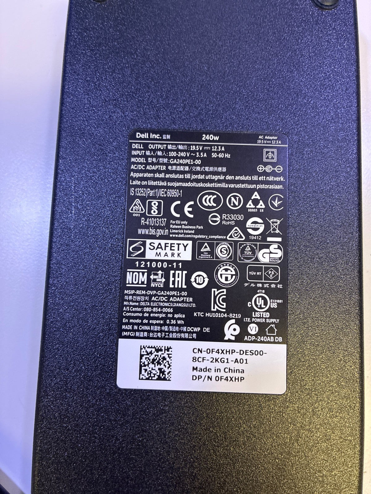 🔥 Dell GA240PE1-00 240W AC/DC Power Adapter 19.5V 12.3A DP/N 0F4XHP Black