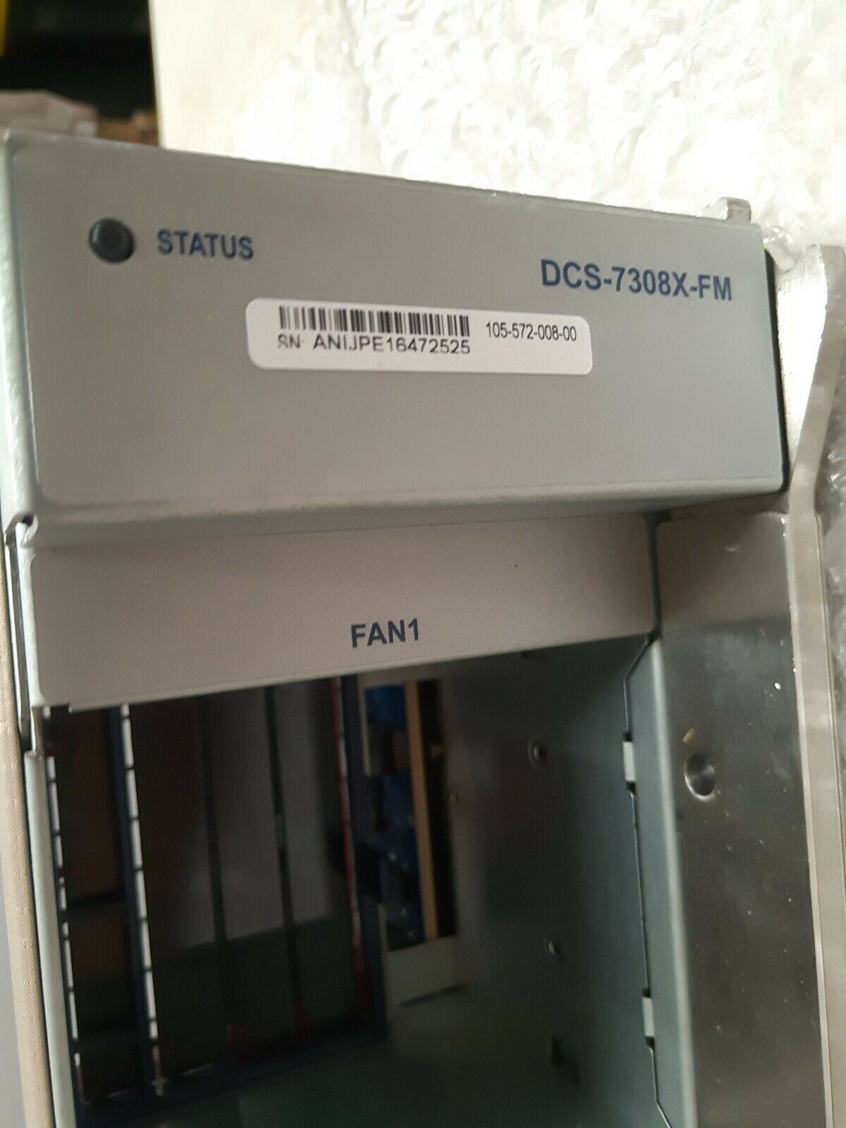 - ARISTA DCS-7308X-FM ASY-01039-05 module for 7308 chassis        