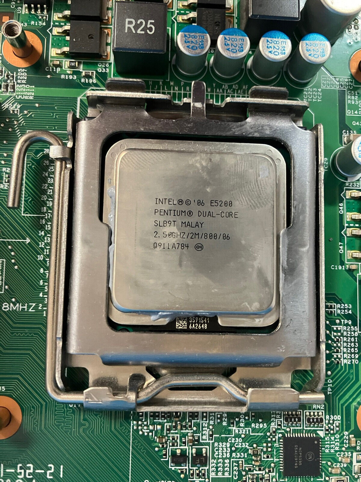 ~Acer DIG43L LGA775 DDR3 mATX Motherboard W/Intel Pentium E5200 & Foam IO Shield