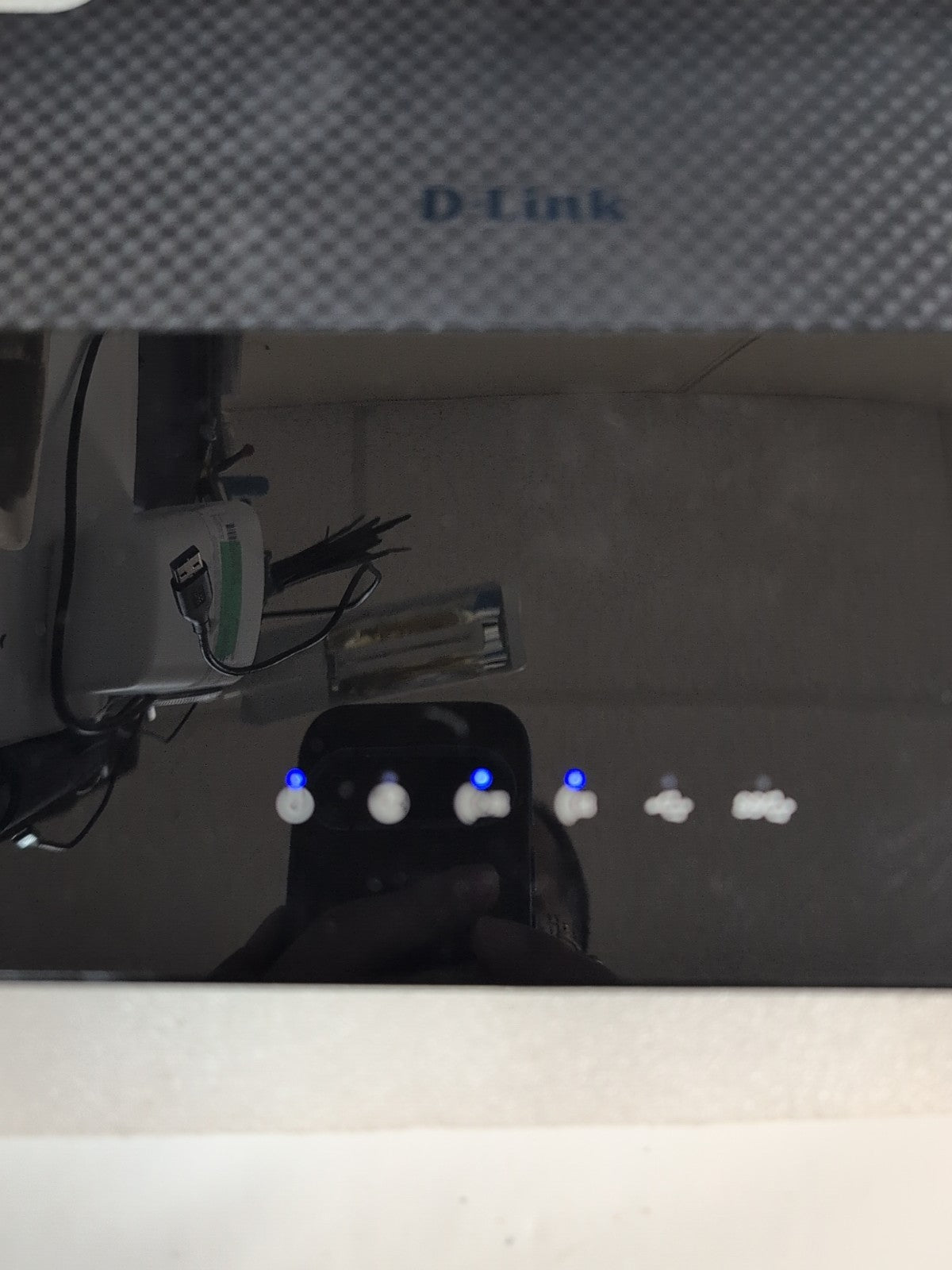 D-Link DIR-880L Wireless AC1900 Dual Band Gigabit Cloud Router With BOX Tested -