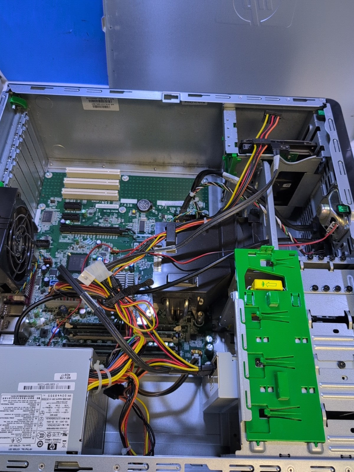 HP Compaq DC7800 TOWER PC Core 2 Duo E8400 CPU/4GB /500 HDD /Win XP -