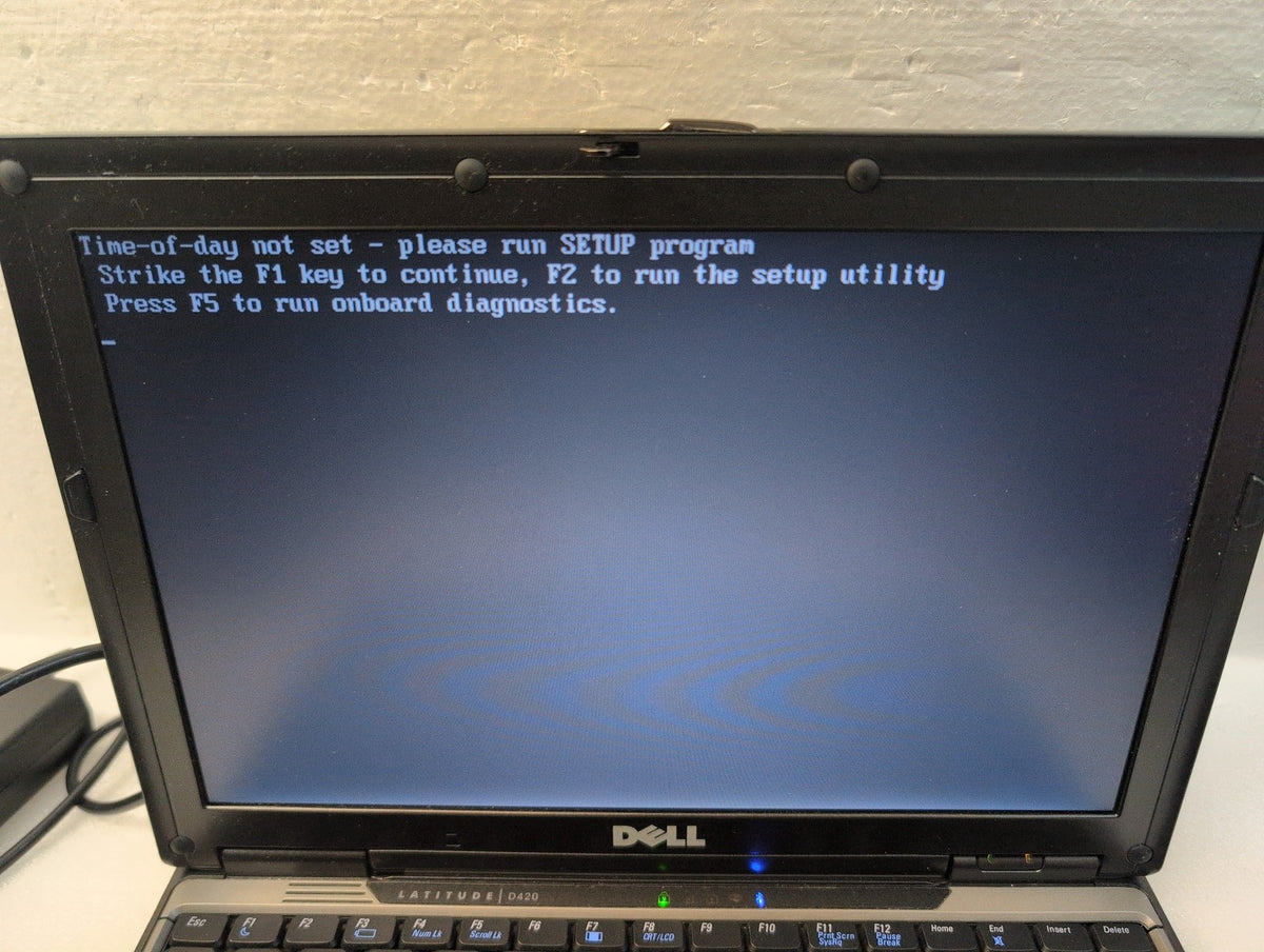 🎸 Dell Latitude D420 12.1" Laptop Intel Duo 1.20GHz 2.5GB RAM No HDD (AS IS)
