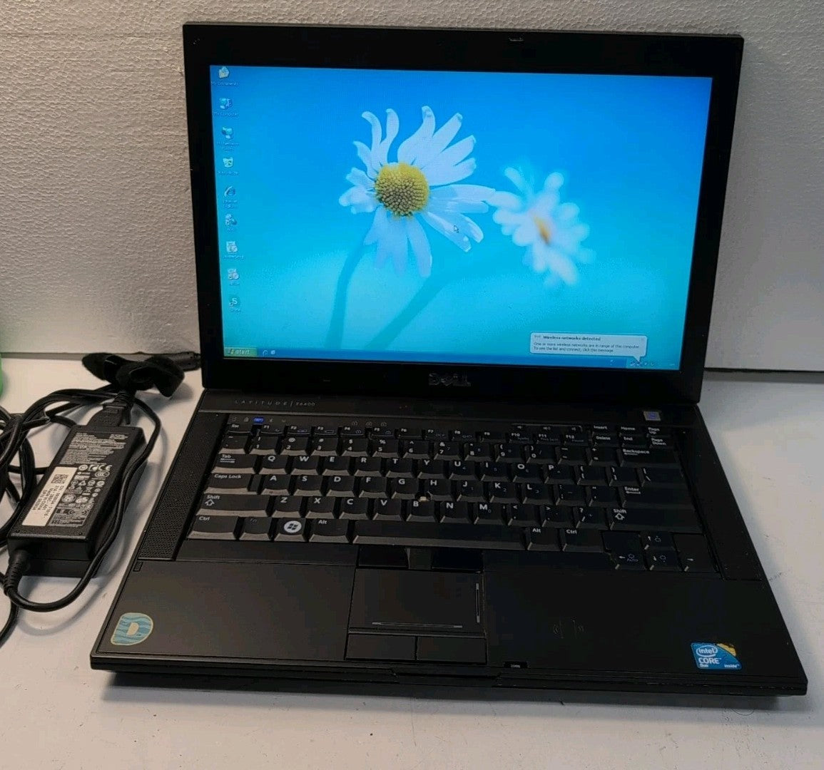 🔥 Dell Latitude E6400 14" Laptop Core 2 Duo P8600/4GB RAM/200GB HDD/WIN XP -