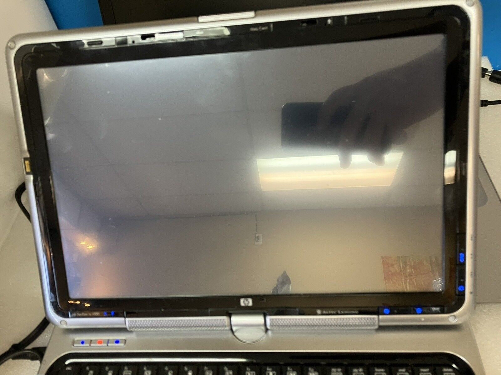 ~ (For Parts, As Is) HP Pavilion tx1000 12" Laptop hstnn-q22c Not Boot
