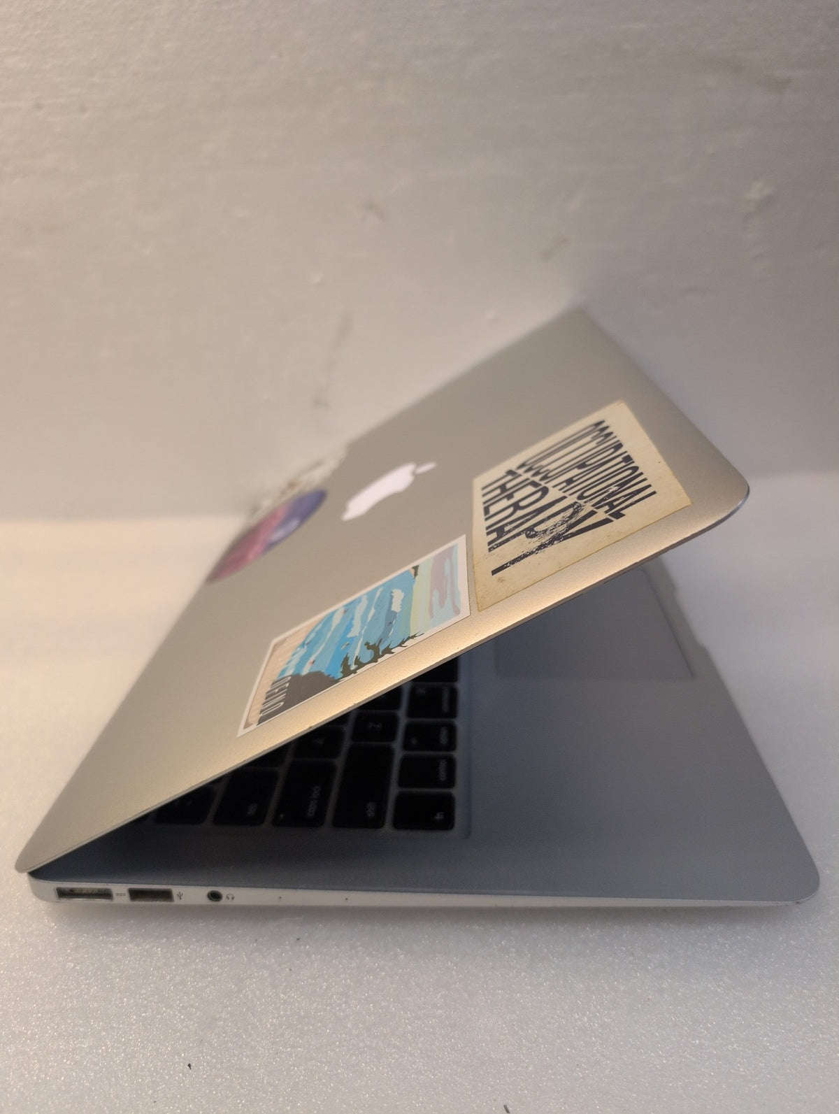 🎸 Apple MacBook Air 13-inch Early 2014 A1466 i5 1.4GHz 128GB SSD 4GB RAM 10.13