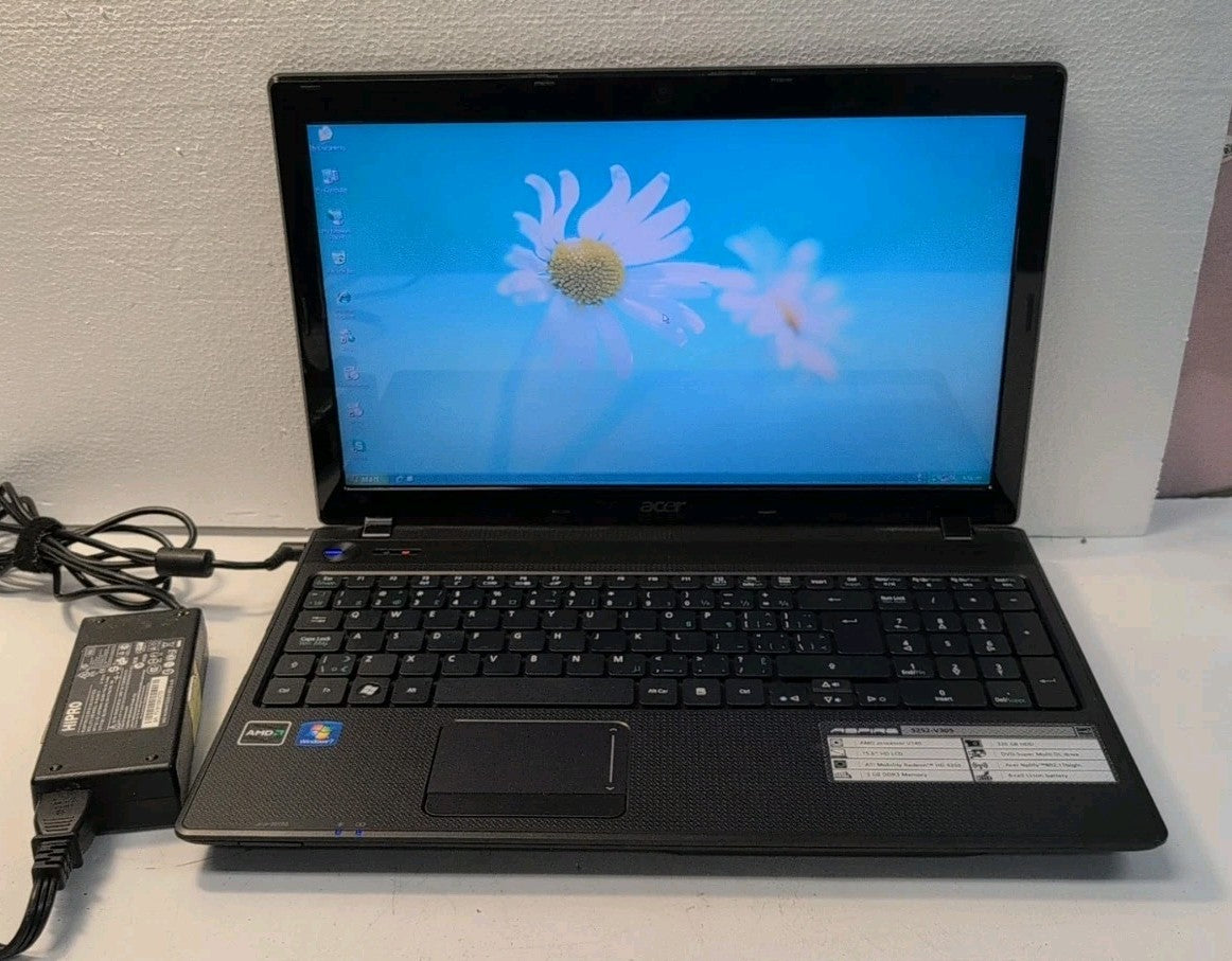 (GRADE A) Acer Aspire 5252-V305 15.6" Laptop AMD V140 CPU/4GB/320GB HDD/ WinXP -