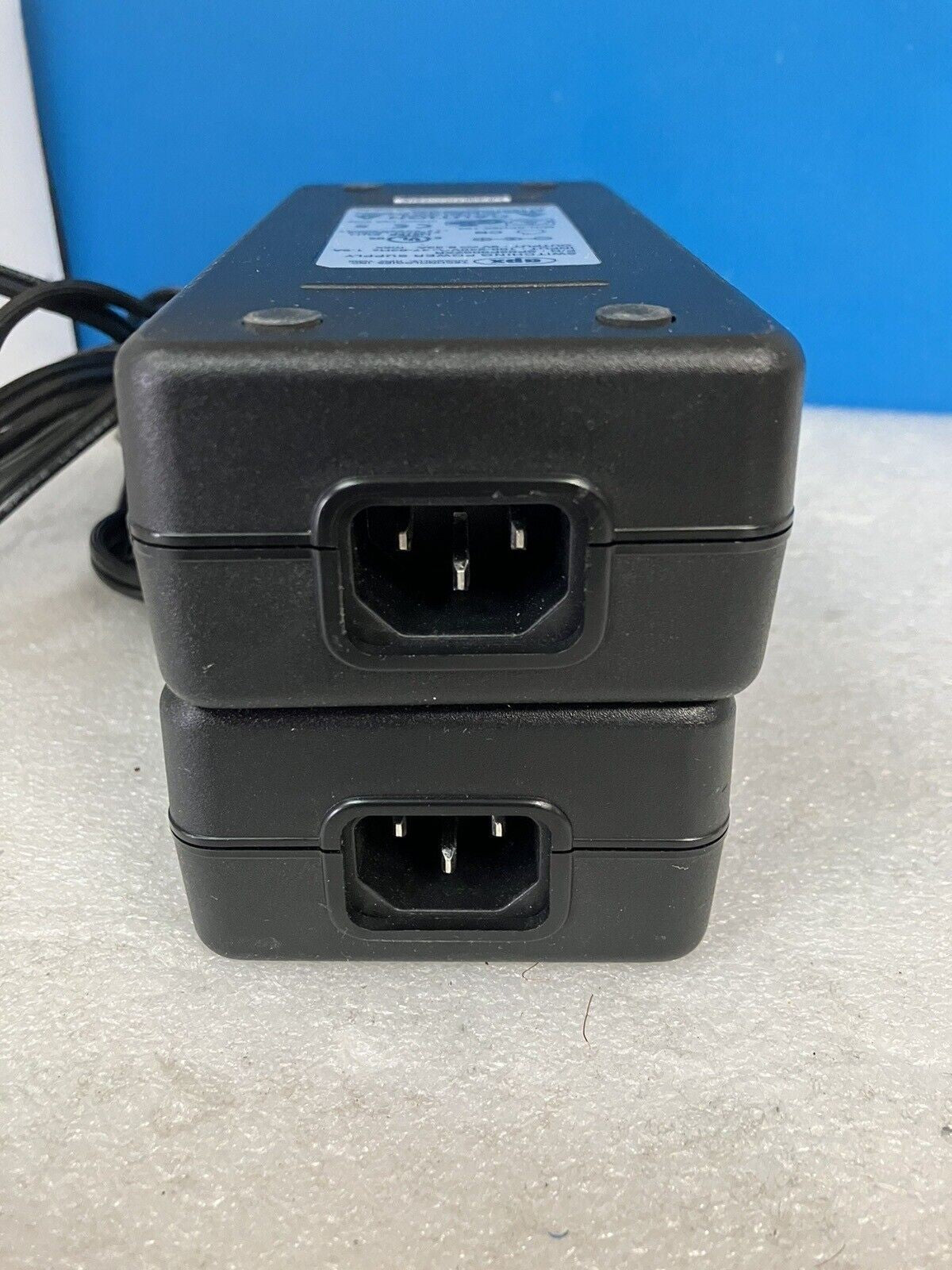 ~ (Lot 2) APX Technologies Inc Switching Power Supply 9V 8.33A 47-63Hz SPU-104