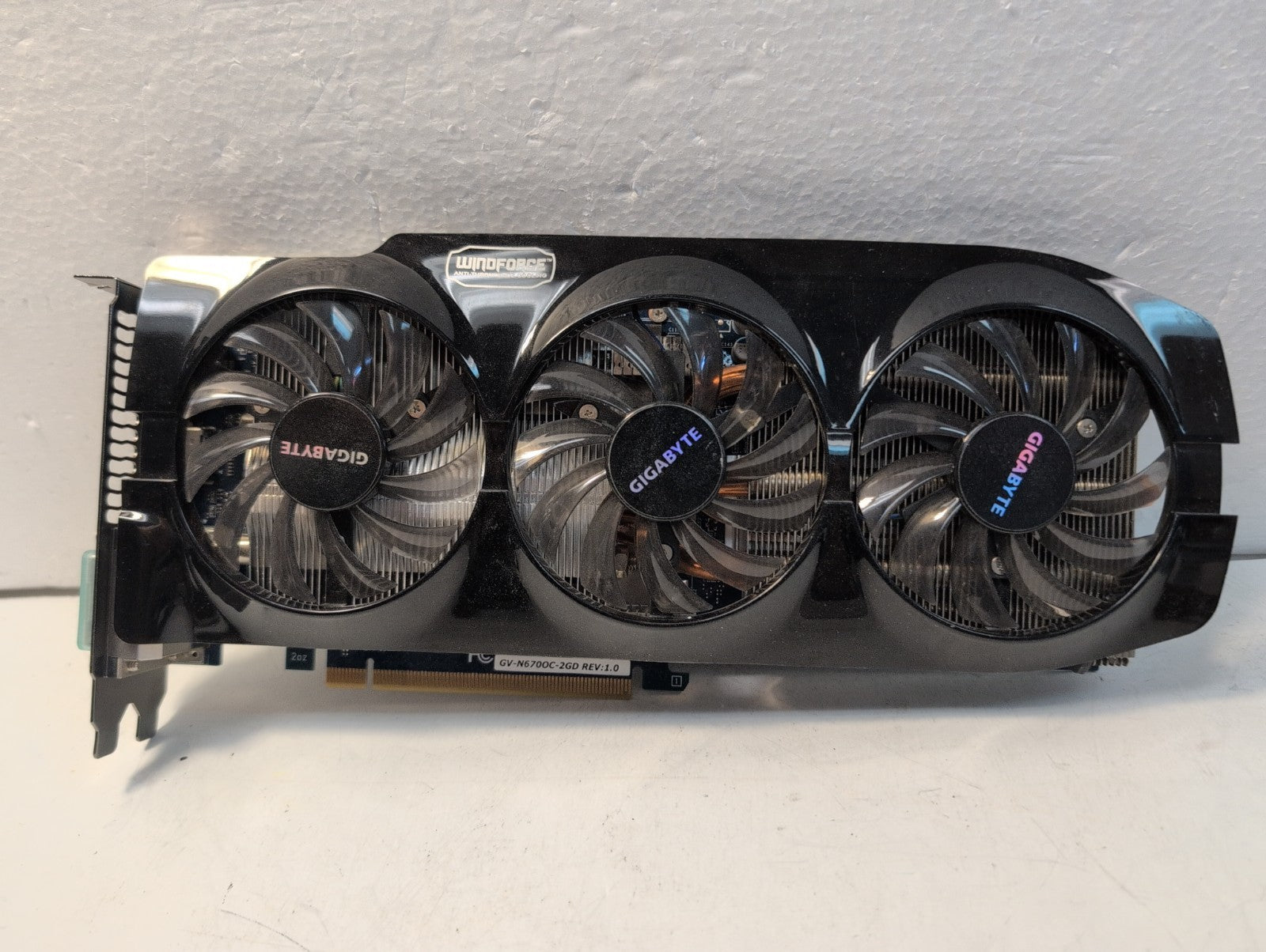 🔥 GIGABYTE GTX 670 GV-N670OC-2GD WindForce 3X OC 2GB GDDR5  Graphics Card -