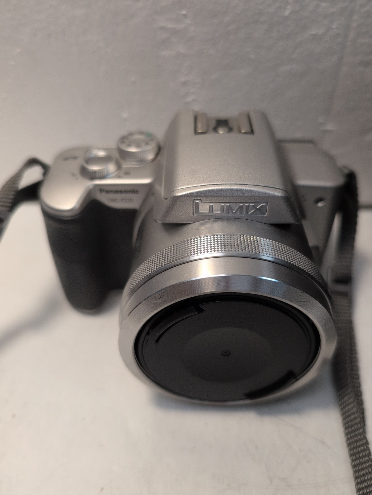 🔥 NICE Panasonic LUMIX DMC-FZ20 Digital Camera w/ Charger/2x Battery/SD Card -