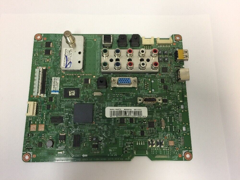 - Samsung 32" LN32D430G3DXZA Main Video Board  BN94-05407S  @@@