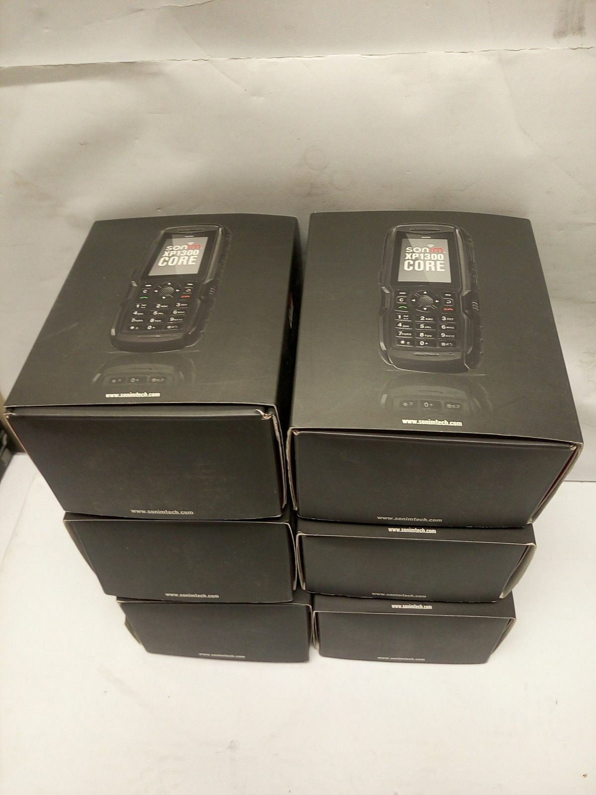1 x  Sonim CORE XP1300 Cell Phone Water proof (NO BATTERY) carrier: Rogers, Fido
