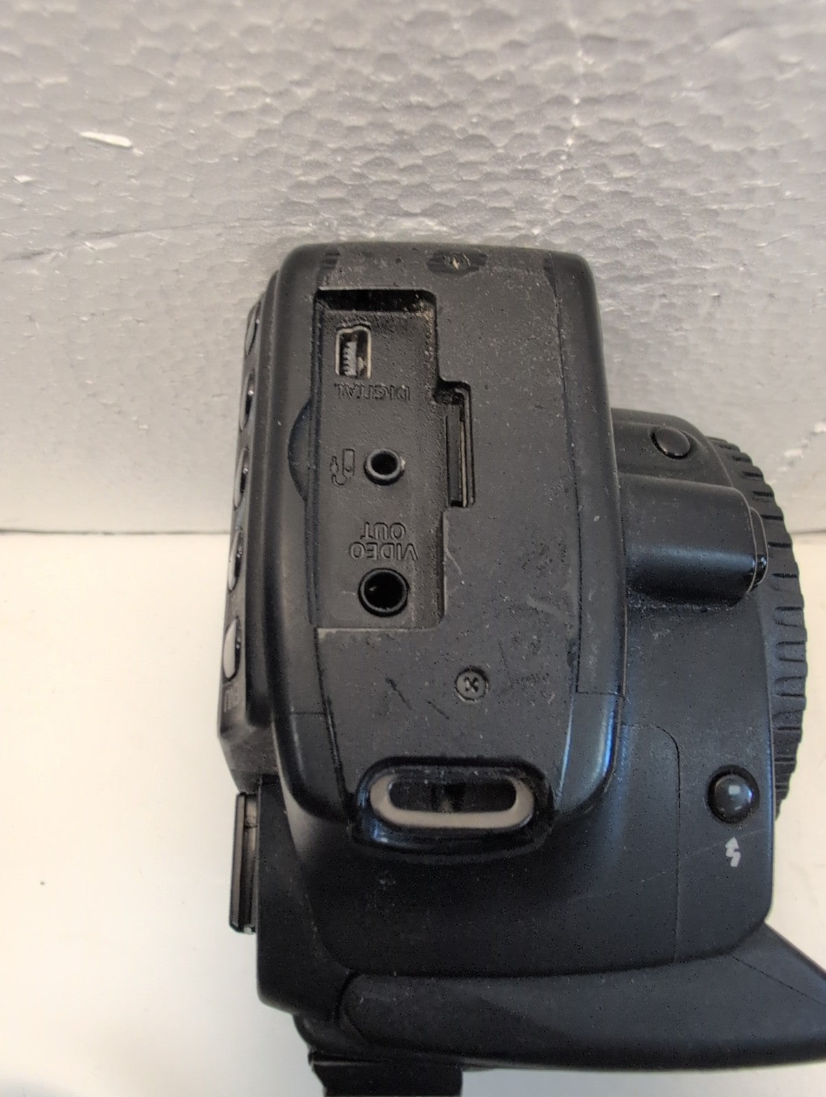 🔥 Canon EOS Rebel XT 8.0MP Digital SLR DSLR Camera Body Only (NO LENS,BATTERY)-